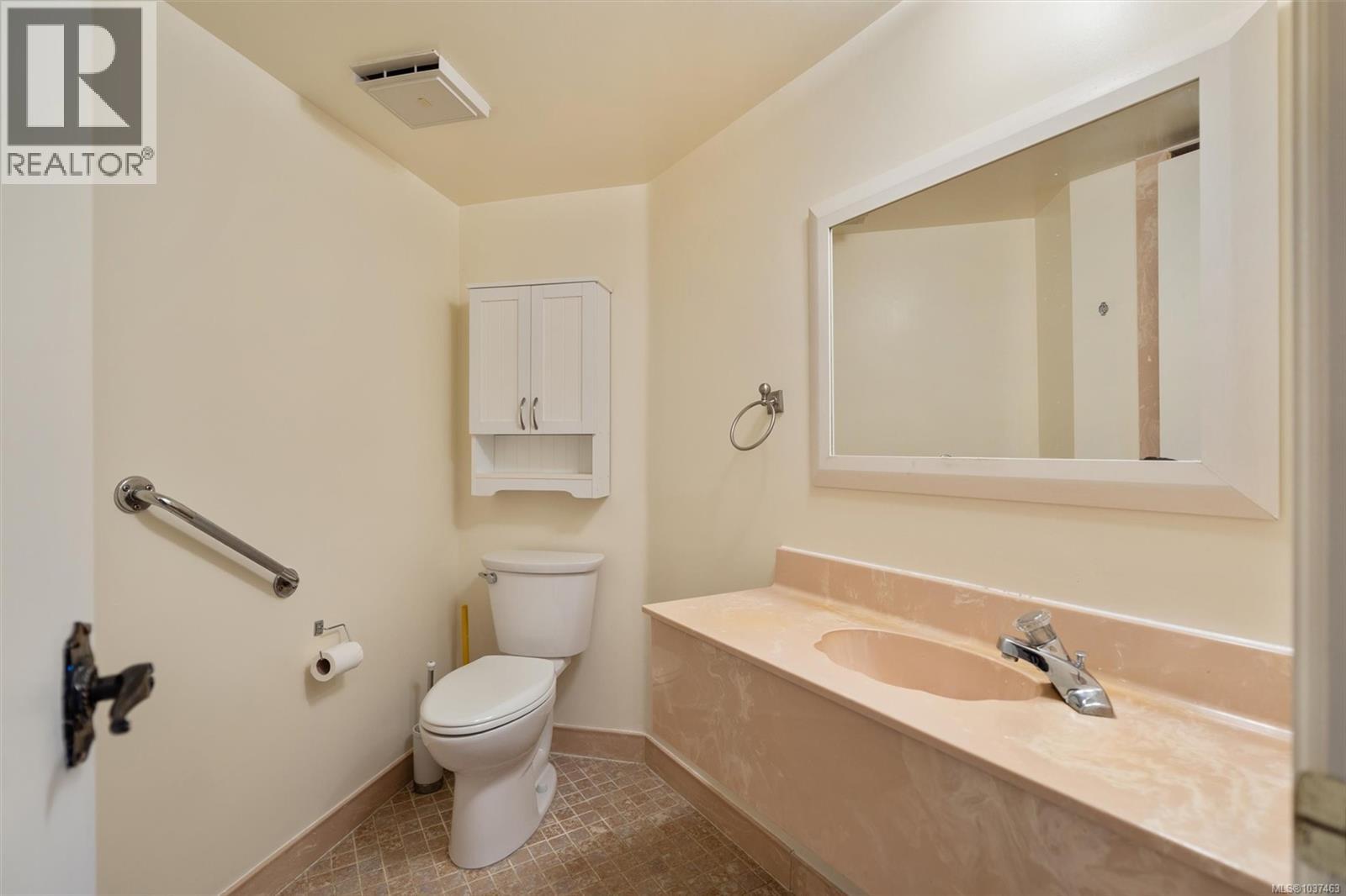 402 2605 Windsor Rd, Oak Bay, British Columbia  V8S 5H9 - Photo 16 - 1037463