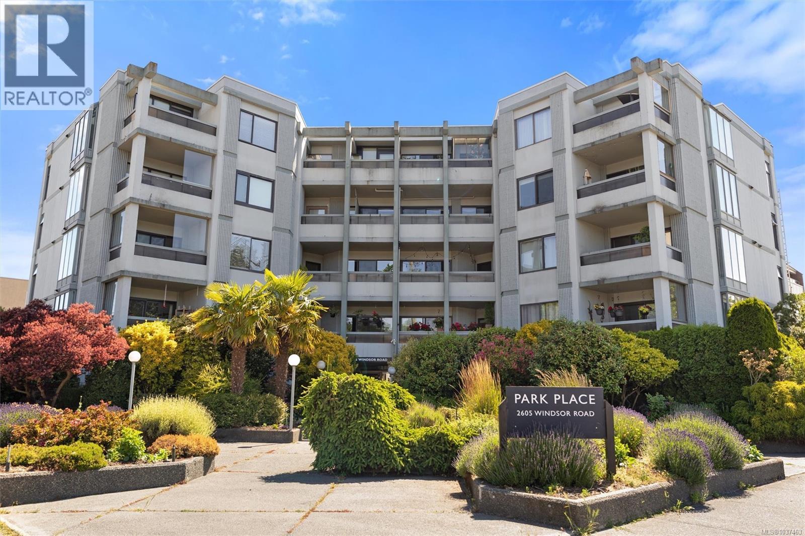 402 2605 Windsor Rd, Oak Bay, British Columbia  V8S 5H9 - Photo 2 - 1037463