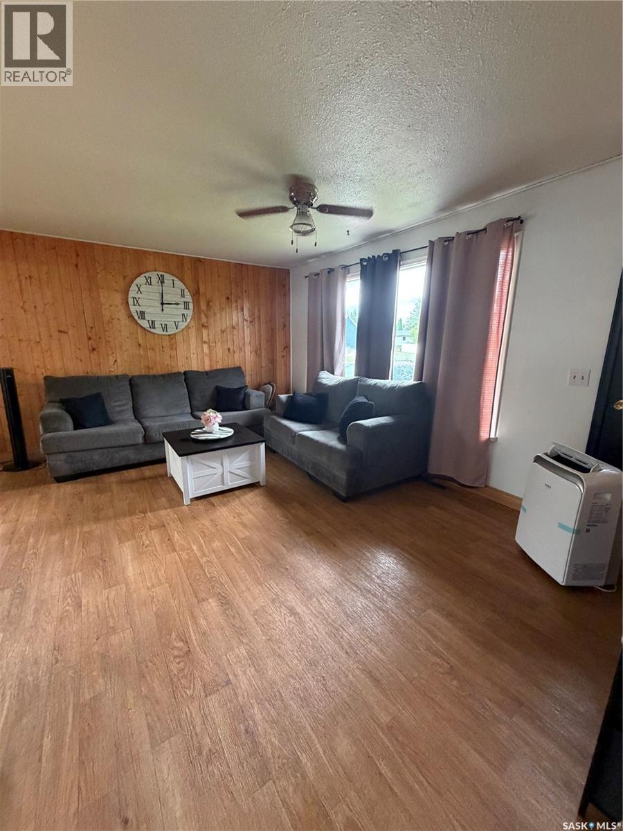 121 Pine Street, Porcupine Plain, Saskatchewan  S0E 1H0 - Photo 11 - SK045207