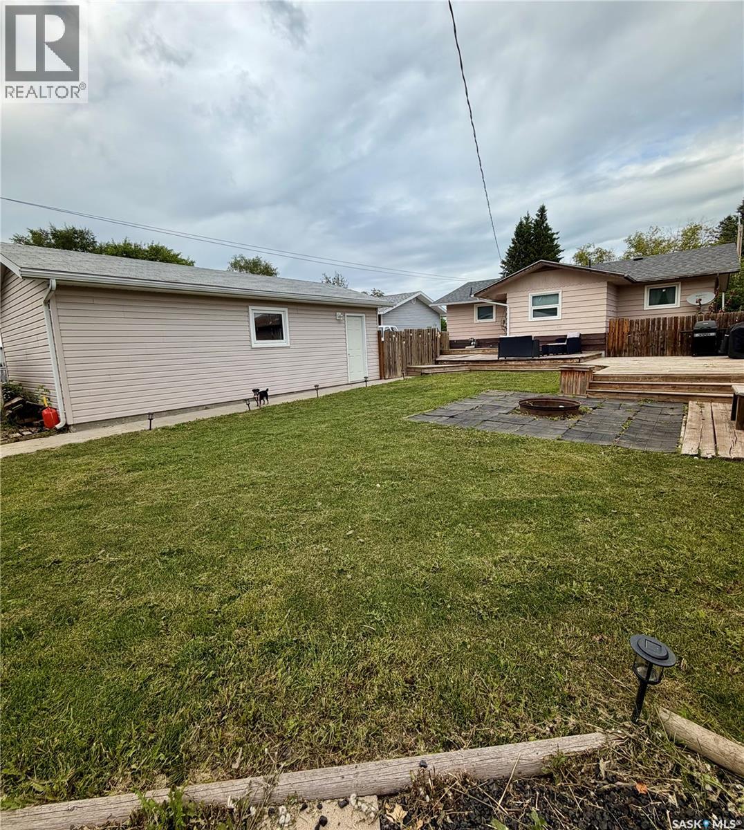 121 Pine Street, Porcupine Plain, Saskatchewan  S0E 1H0 - Photo 41 - SK045207
