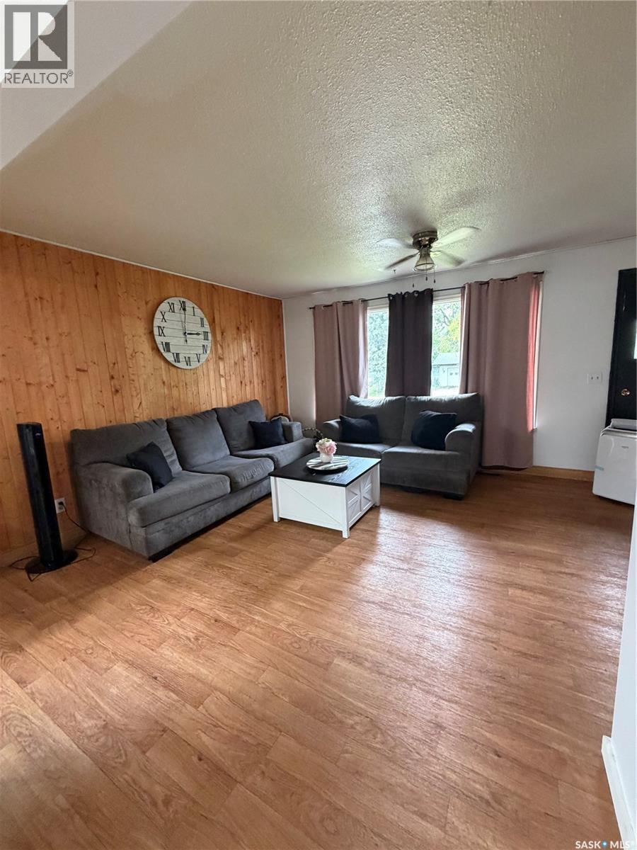 121 Pine Street, Porcupine Plain, Saskatchewan  S0E 1H0 - Photo 9 - SK045207