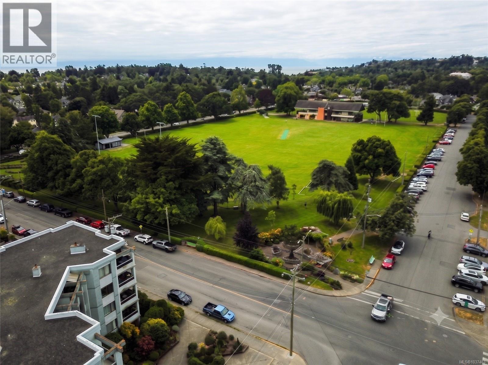 402 2605 Windsor Rd, Oak Bay, British Columbia  V8S 5H9 - Photo 32 - 1037463
