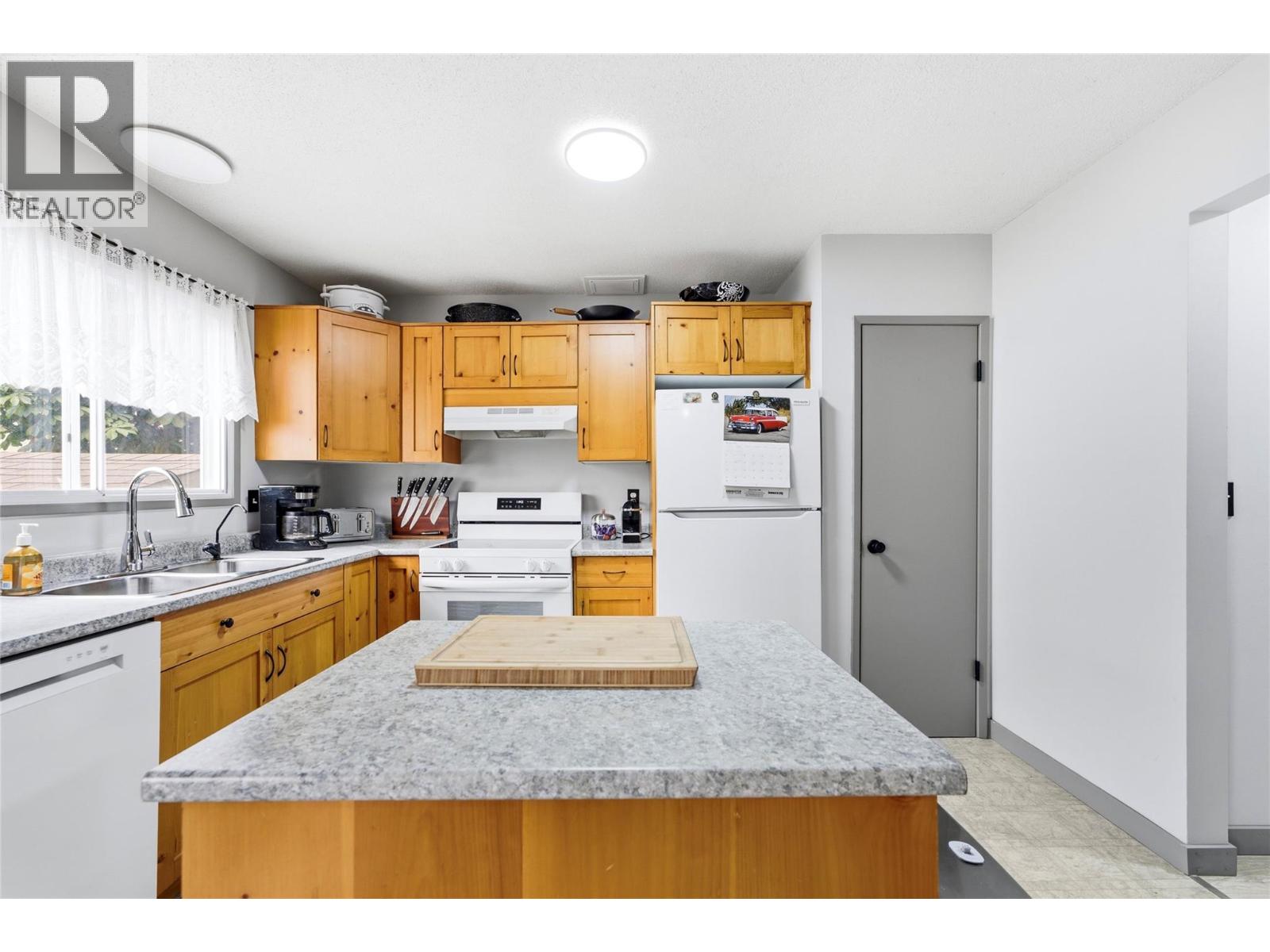 3807 32 Avenue Unit# 7, Vernon, British Columbia  V1T 2N2 - Photo 12 - 10397257