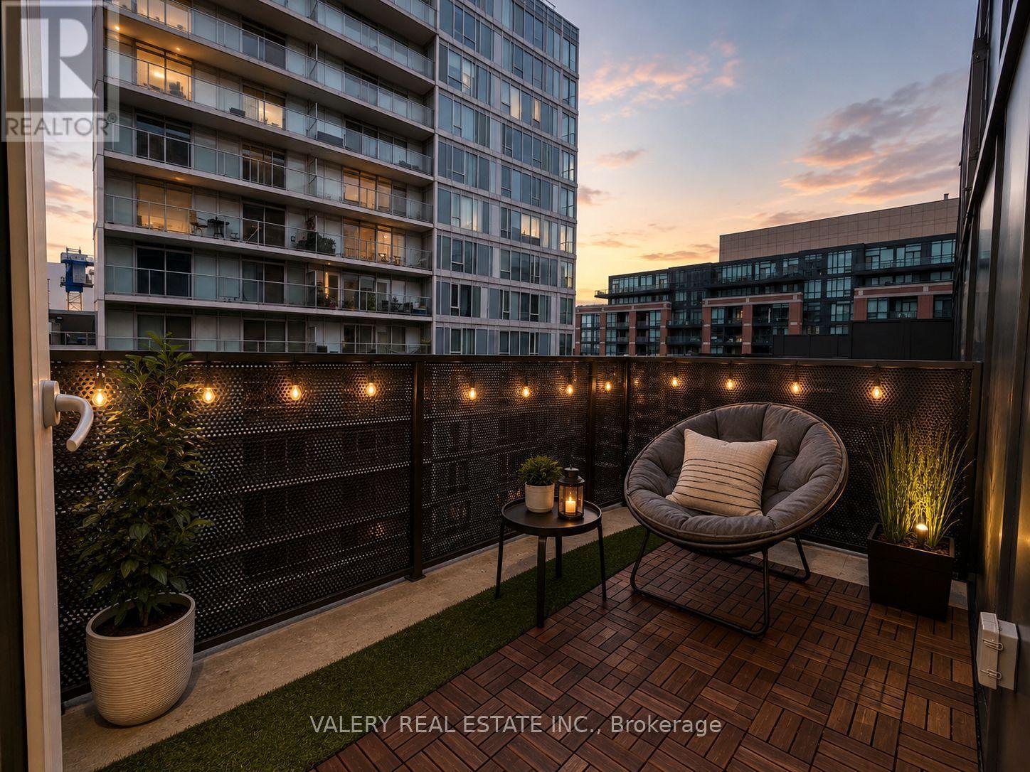 716 - 20 Monte Kwinter Court, Toronto, Ontario   - Photo 10 - C13662700