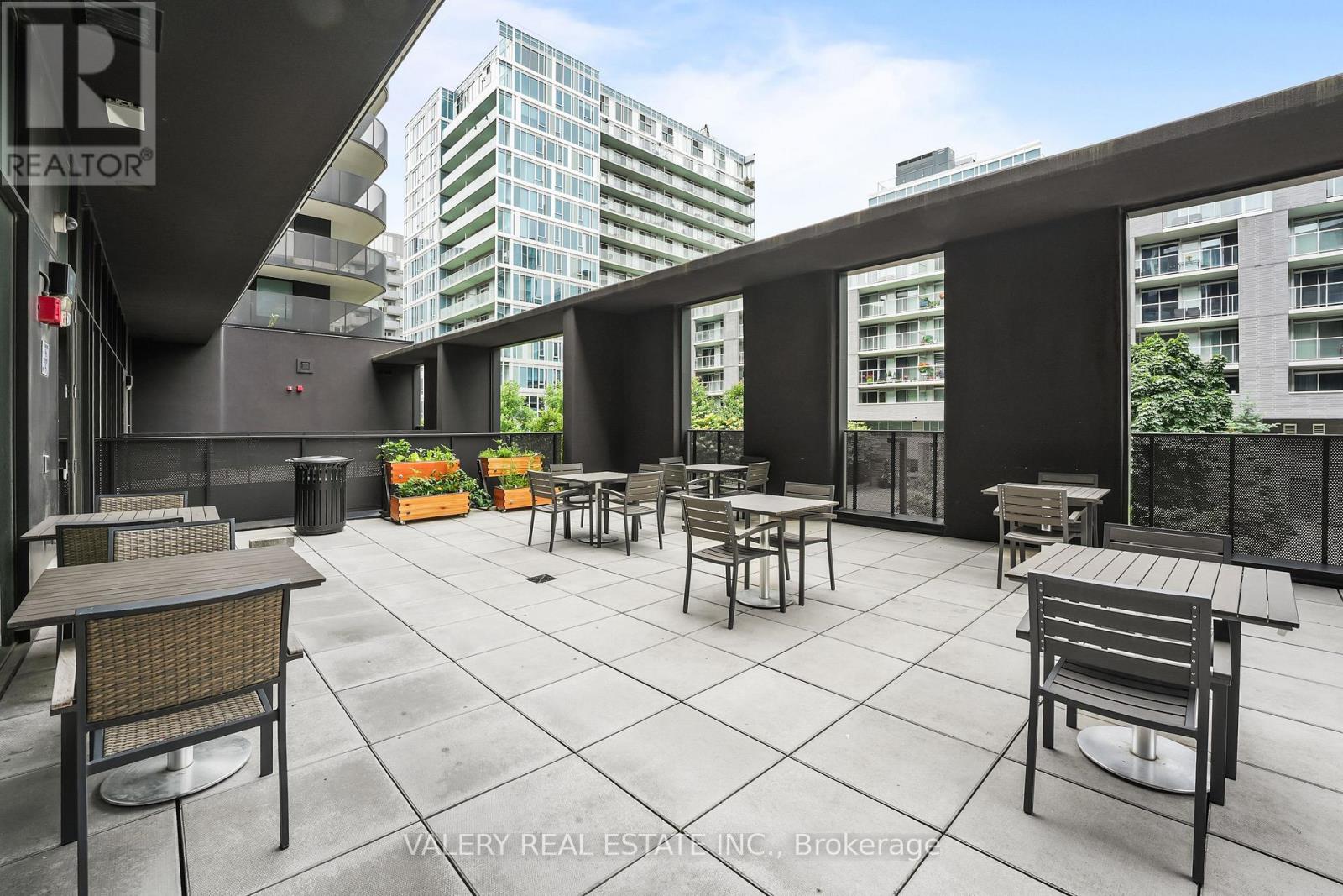 716 - 20 Monte Kwinter Court, Toronto, Ontario   - Photo 13 - C13662700