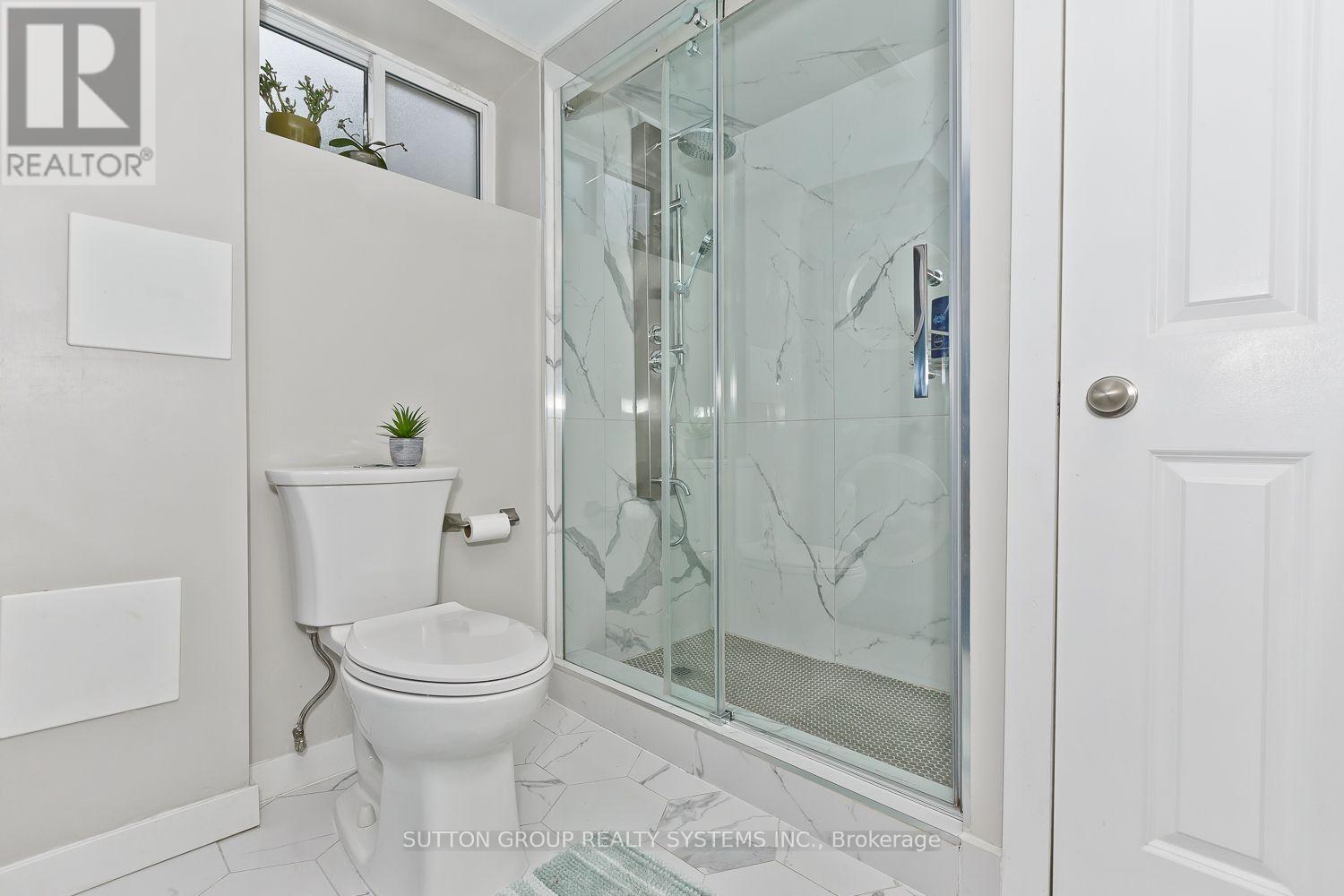Lower Level Of The House - 3174 Taviton Court, Mississauga, Ontario  L4X 2K1 - Photo 17 - W13601412