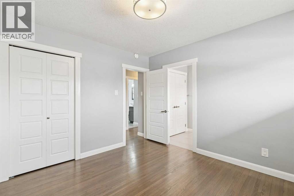 40 Henefer Road SW, Calgary, Alberta  T2V 3B4 - Photo 12 - A2314532