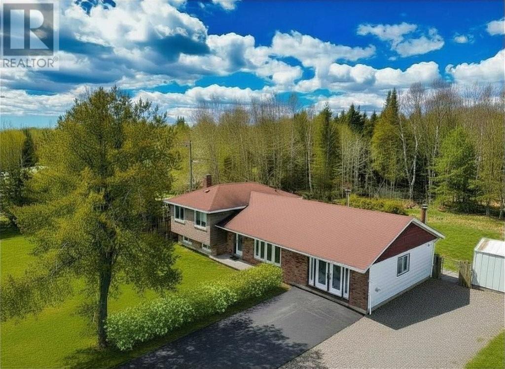 16 Terrace Heights Drive, Terrace Bay, Ontario  P0T 2W0 - Photo 3 - TB2602328