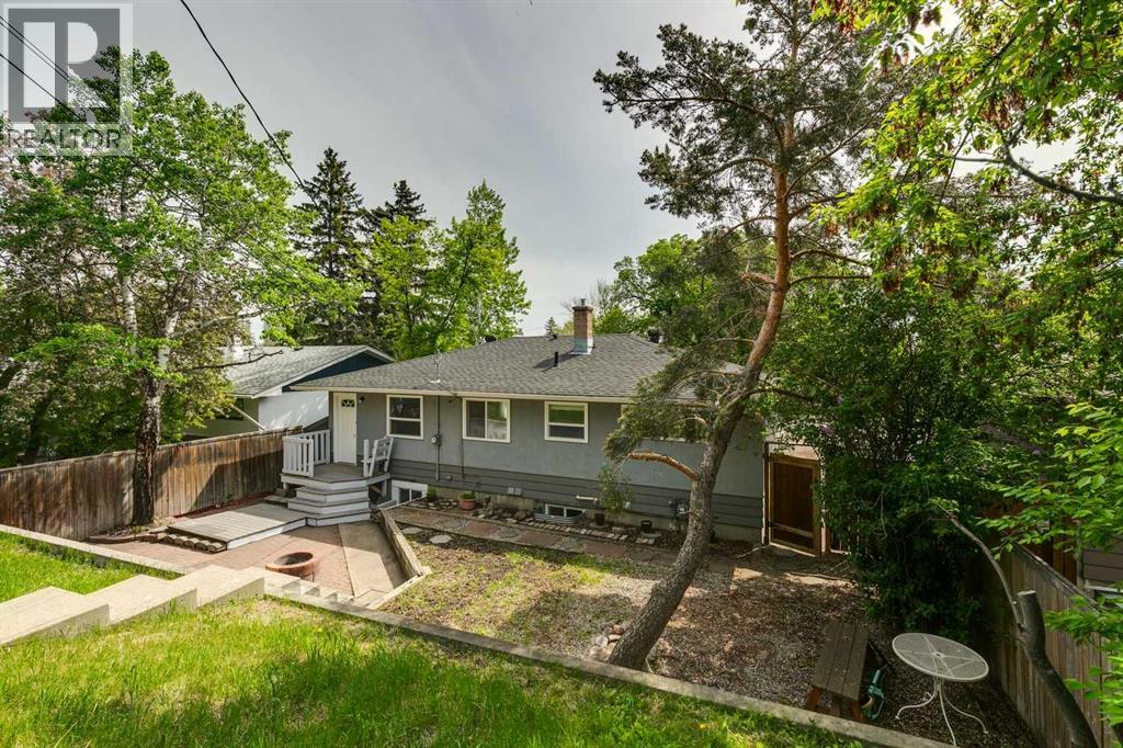40 Henefer Road SW, Calgary, Alberta  T2V 3B4 - Photo 28 - A2314532