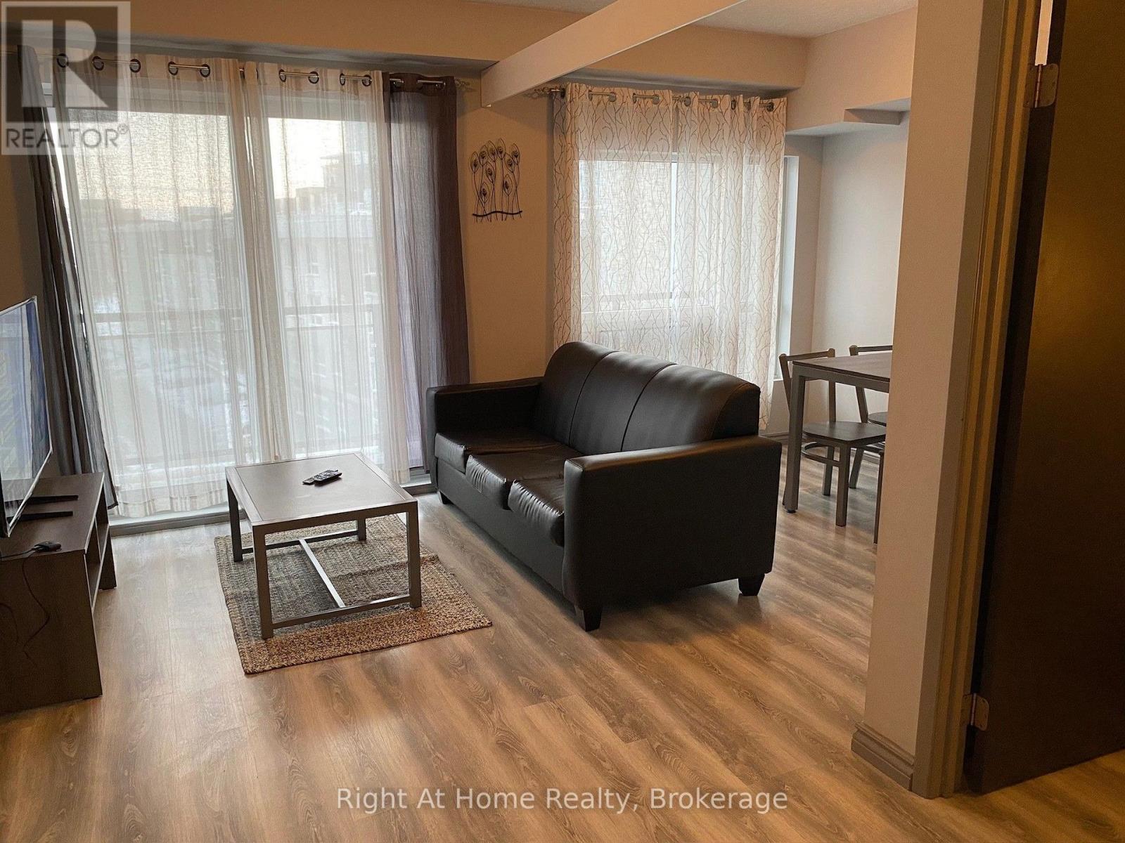 B311 - 275 Larch Street, Waterloo, Ontario  N2L 0J2 - Photo 11 - X13521502