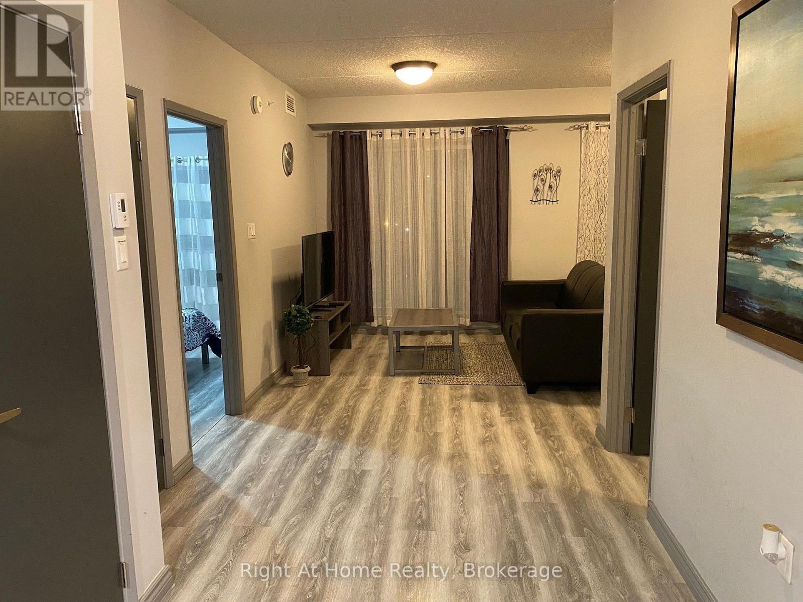 B311 - 275 Larch Street, Waterloo, Ontario  N2L 0J2 - Photo 17 - X13521502