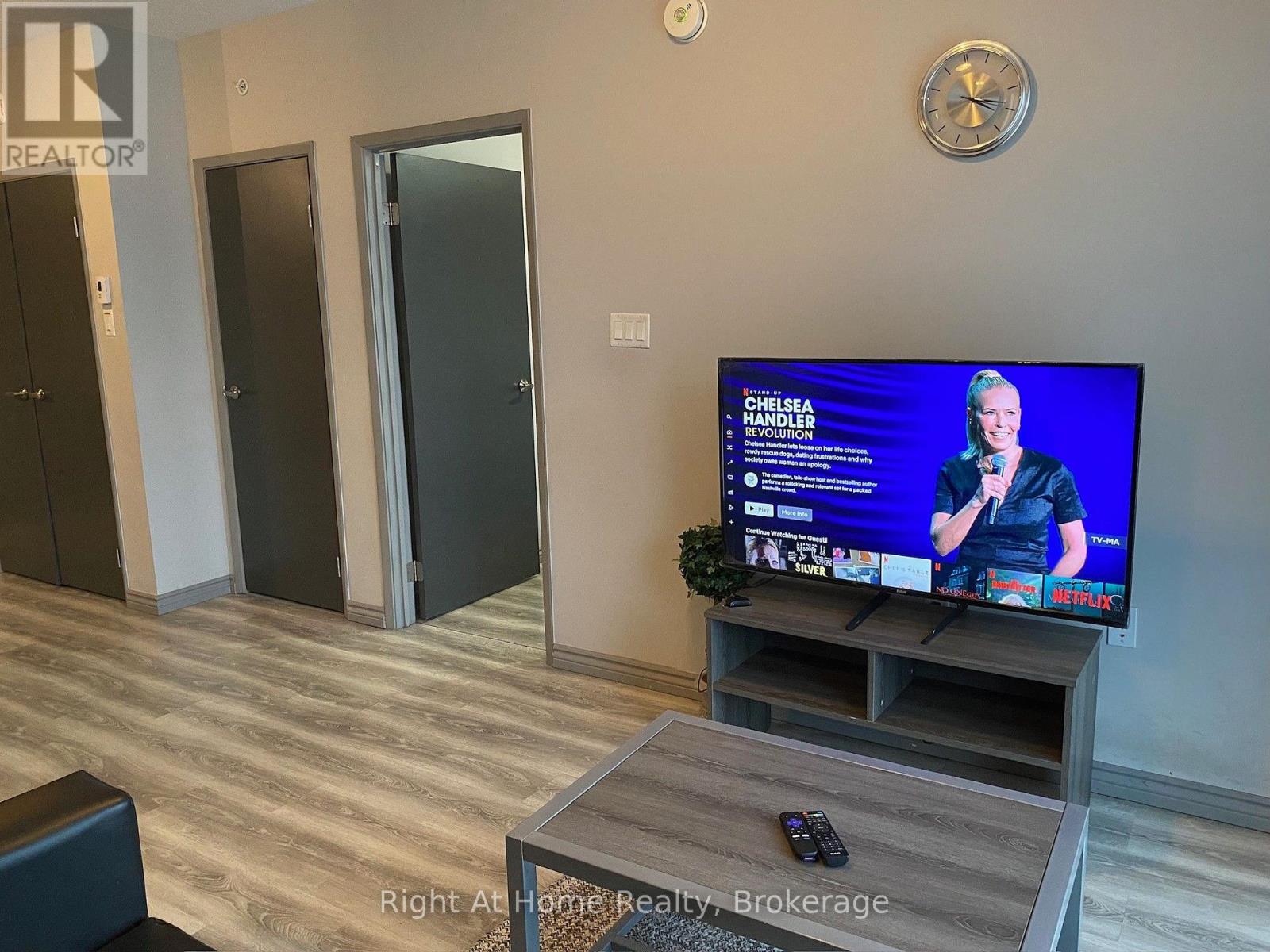 B311 - 275 Larch Street, Waterloo, Ontario  N2L 0J2 - Photo 16 - X13521502