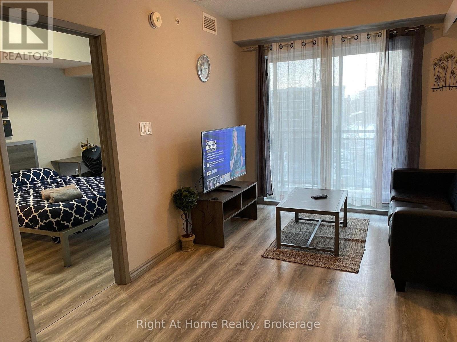 B311 - 275 Larch Street, Waterloo, Ontario  N2L 0J2 - Photo 12 - X13521502