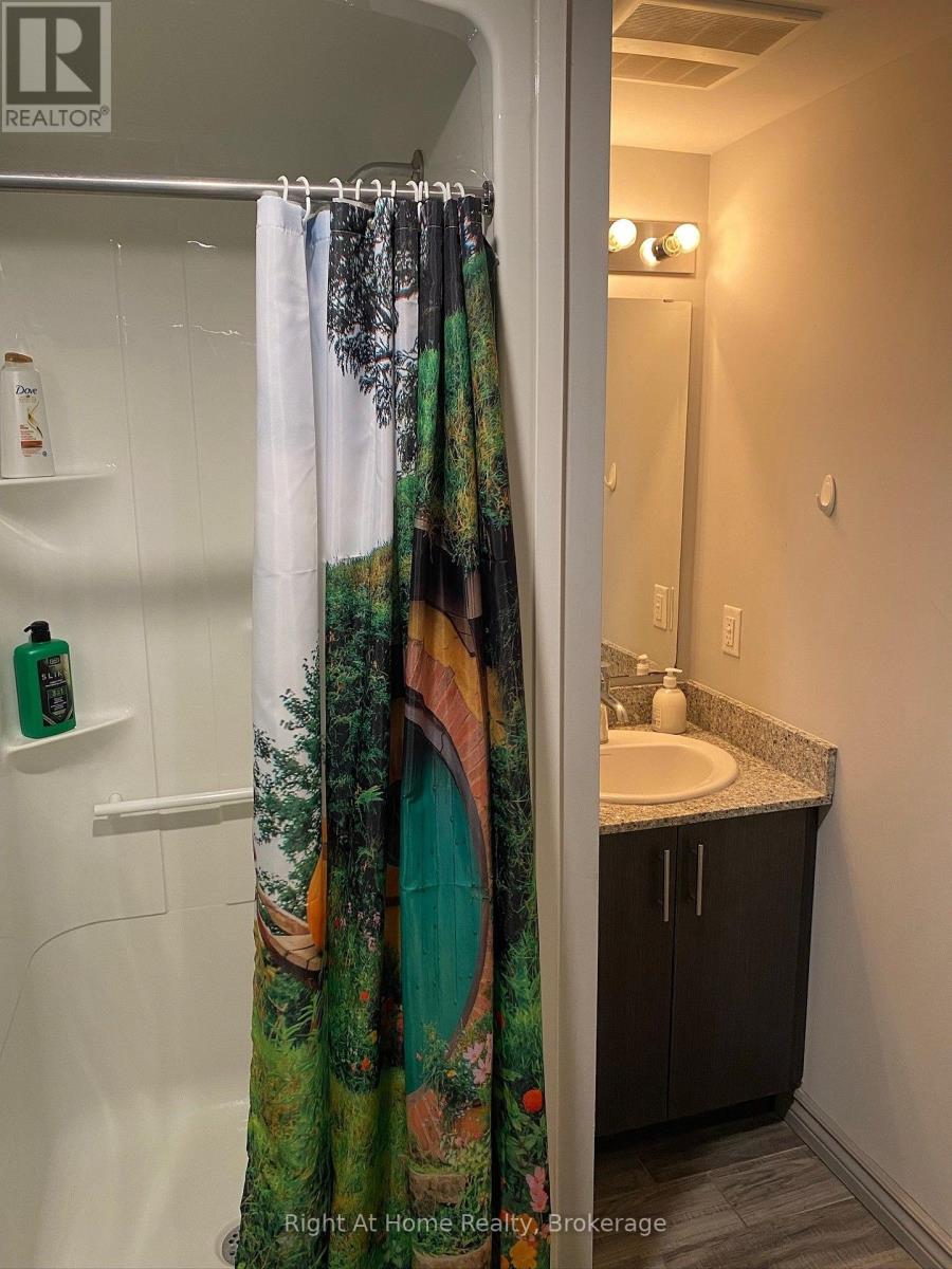 B311 - 275 Larch Street, Waterloo, Ontario  N2L 0J2 - Photo 30 - X13521502