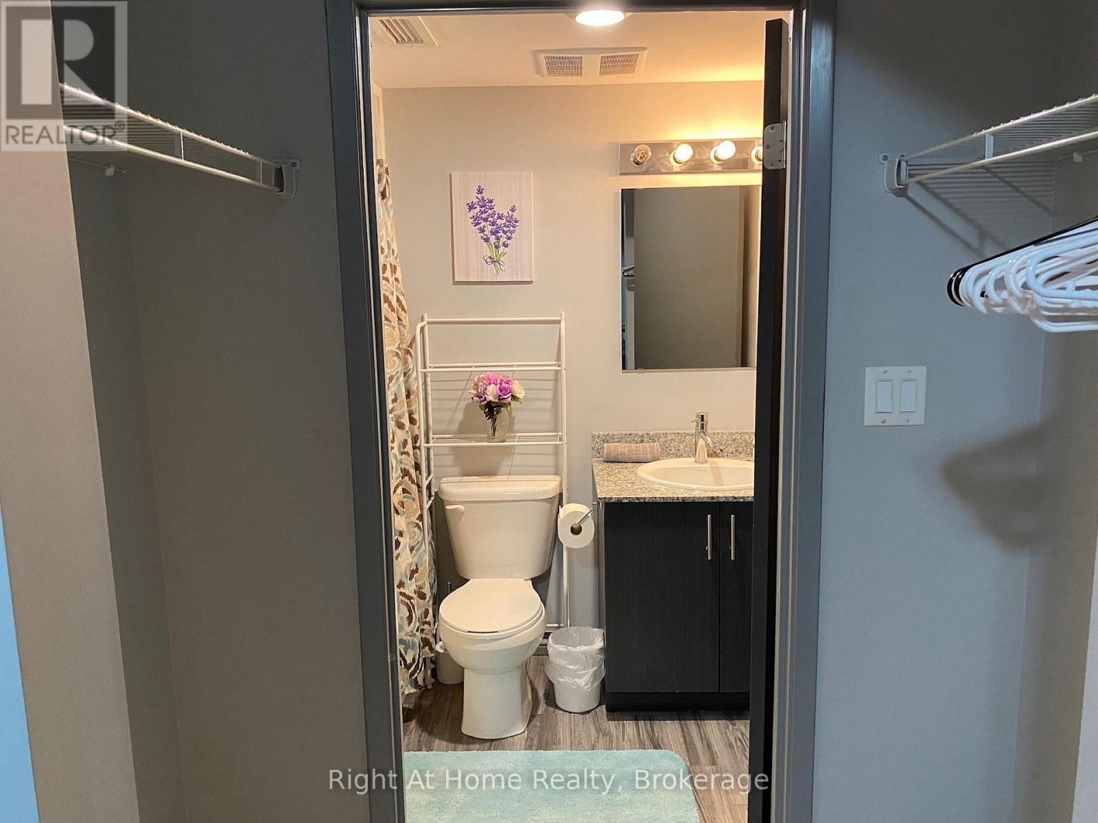 B311 - 275 Larch Street, Waterloo, Ontario  N2L 0J2 - Photo 34 - X13521502