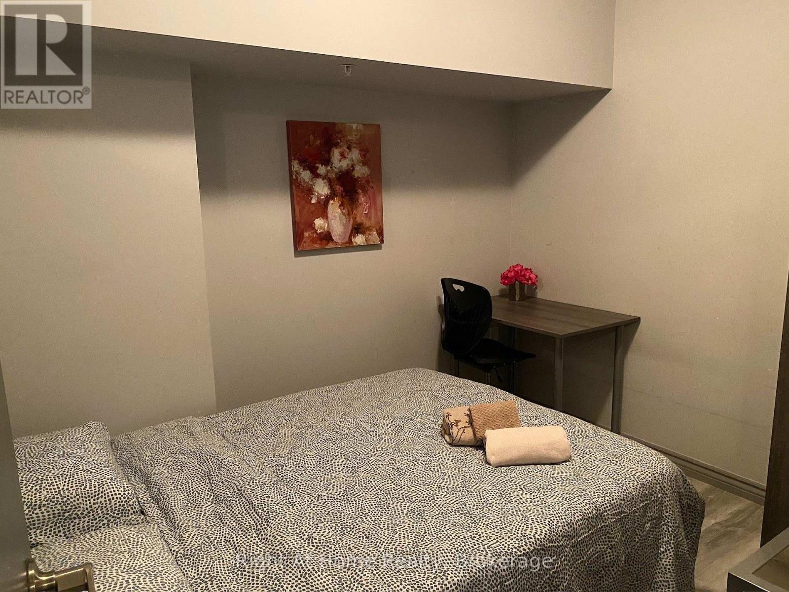 B311 - 275 Larch Street, Waterloo, Ontario  N2L 0J2 - Photo 33 - X13521502