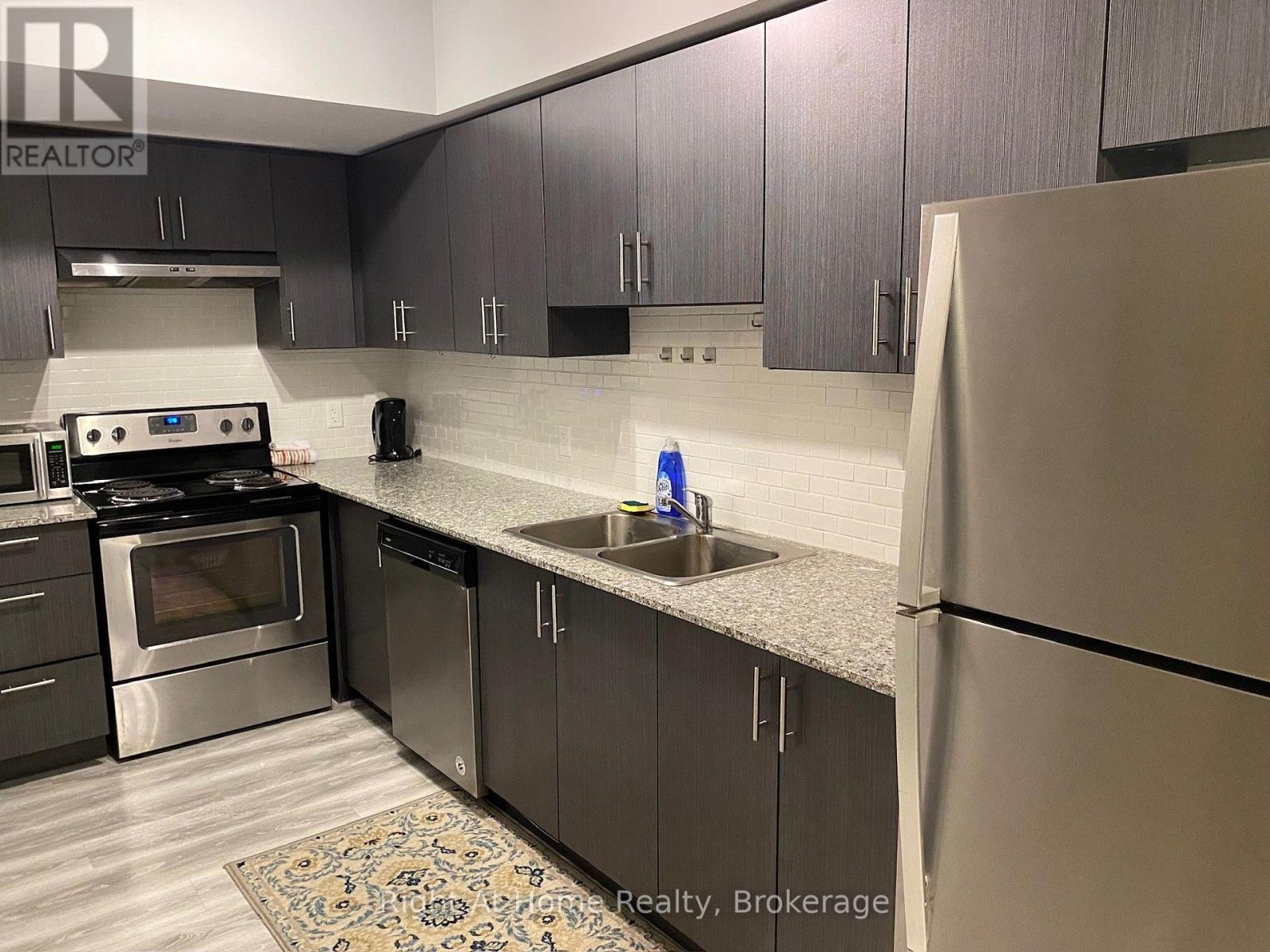 B311 - 275 Larch Street, Waterloo, Ontario  N2L 0J2 - Photo 5 - X13521502