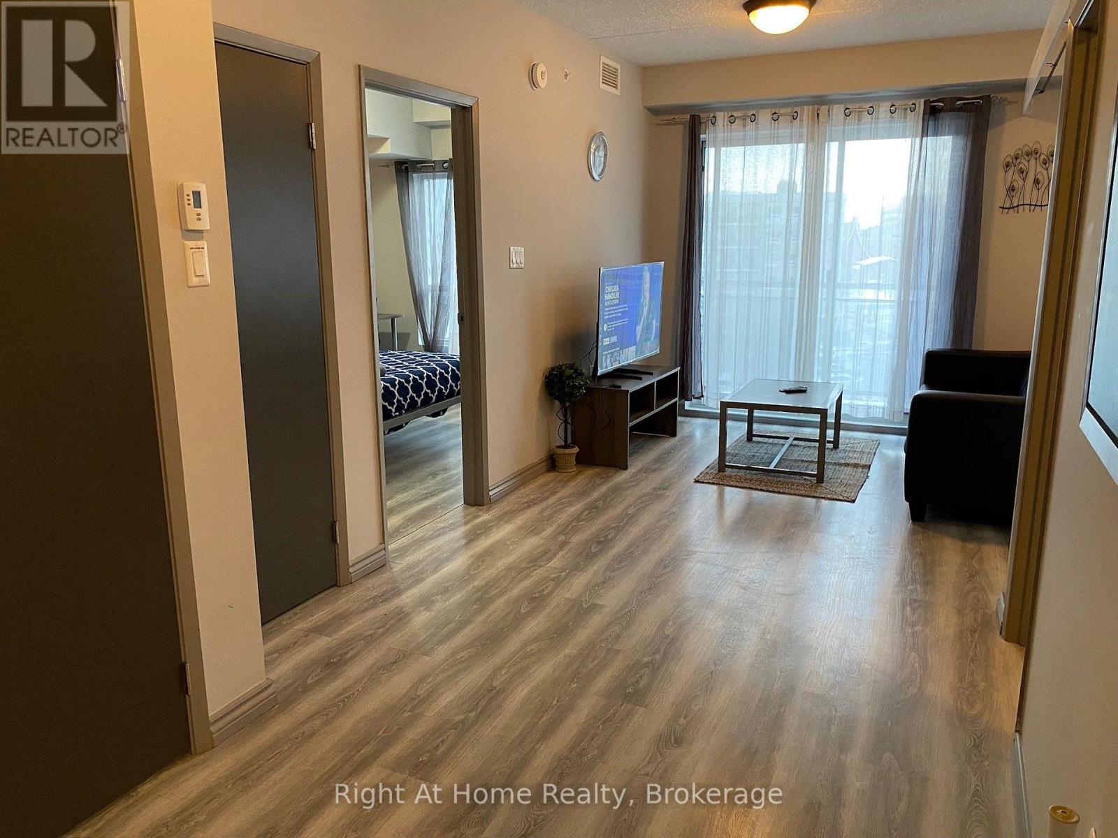 B311 - 275 Larch Street, Waterloo, Ontario  N2L 0J2 - Photo 7 - X13521502