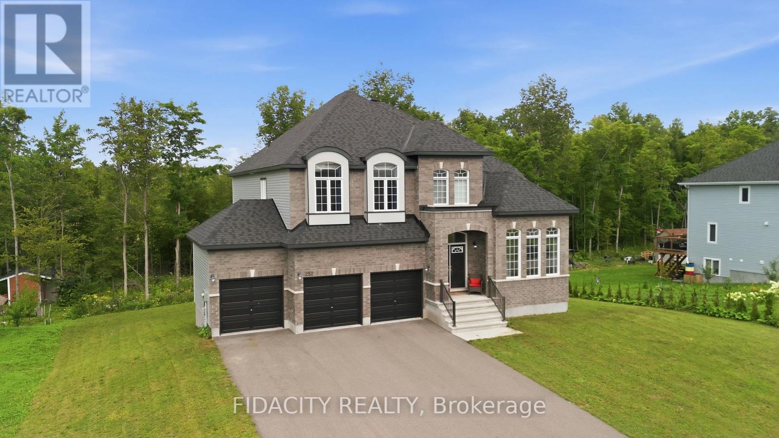 252 ANTLER COURT, Mississippi Mills, Ontario
