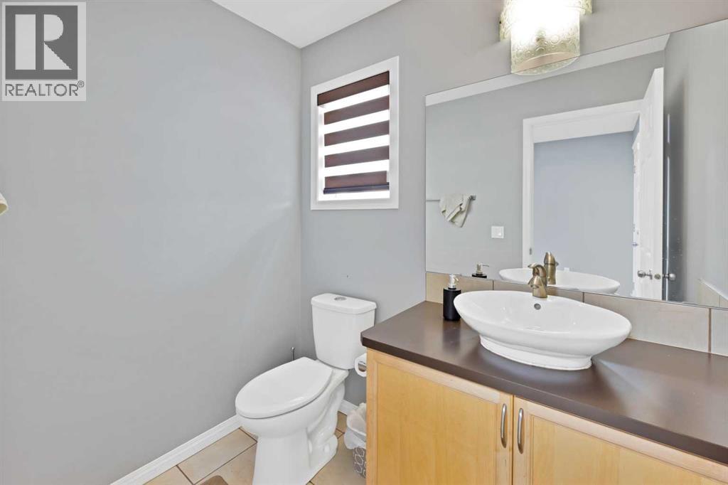 283 Taralake Landing Ne, Calgary, Alberta  T3J 0E9 - Photo 4 - A2334690