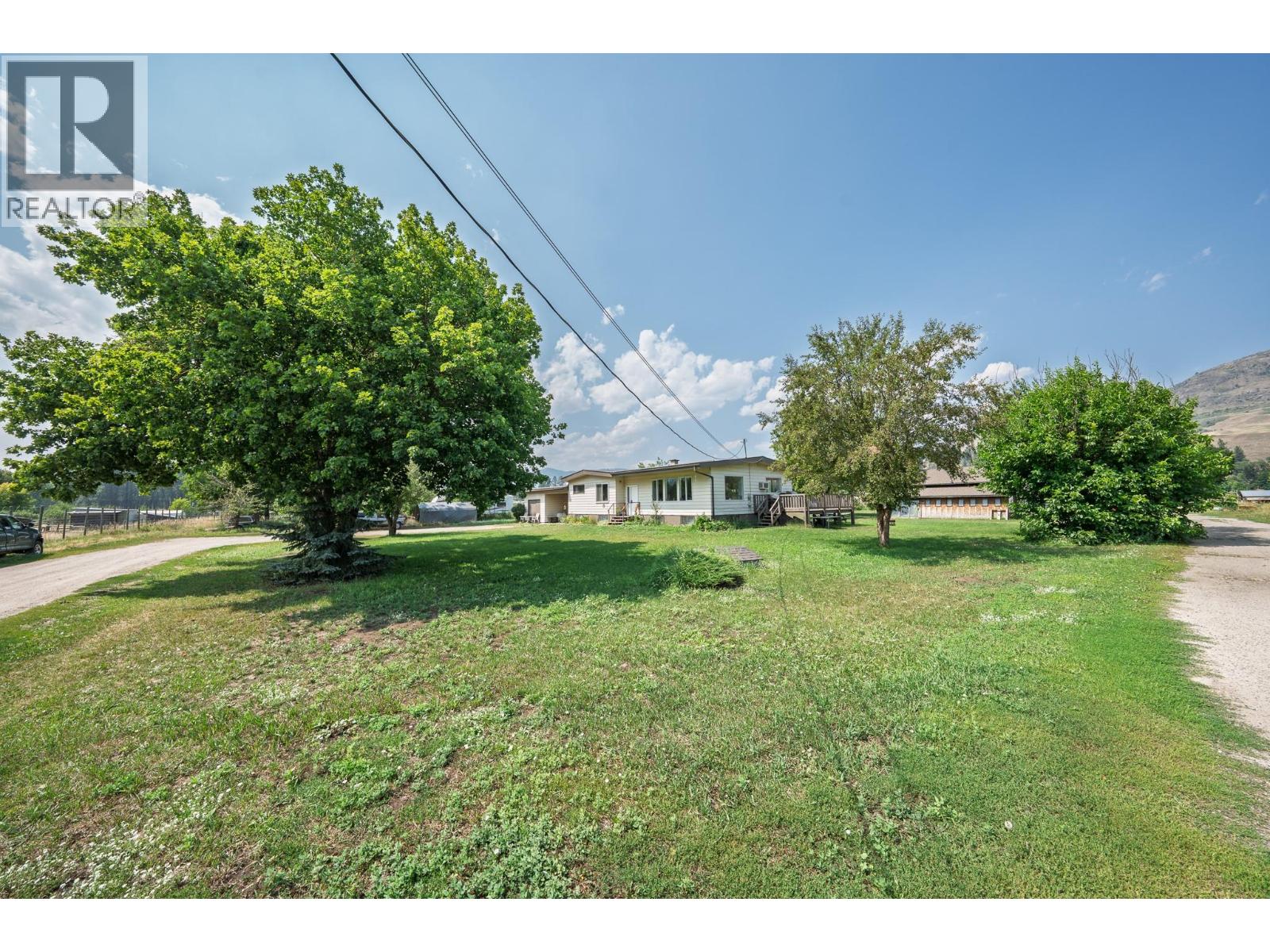 6055 Darcy Road, Grand Forks, British Columbia  V0H 1H4 - Photo 2 - 10395851