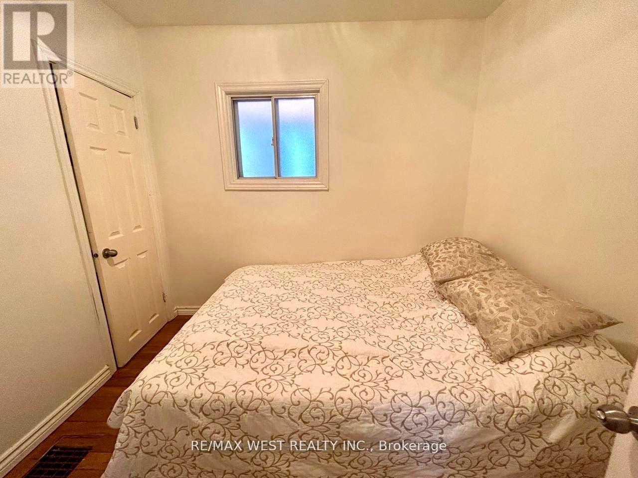 36 Fourteenth Street, Toronto, Ontario M8V 3H9 - Photo 15 - W13246948