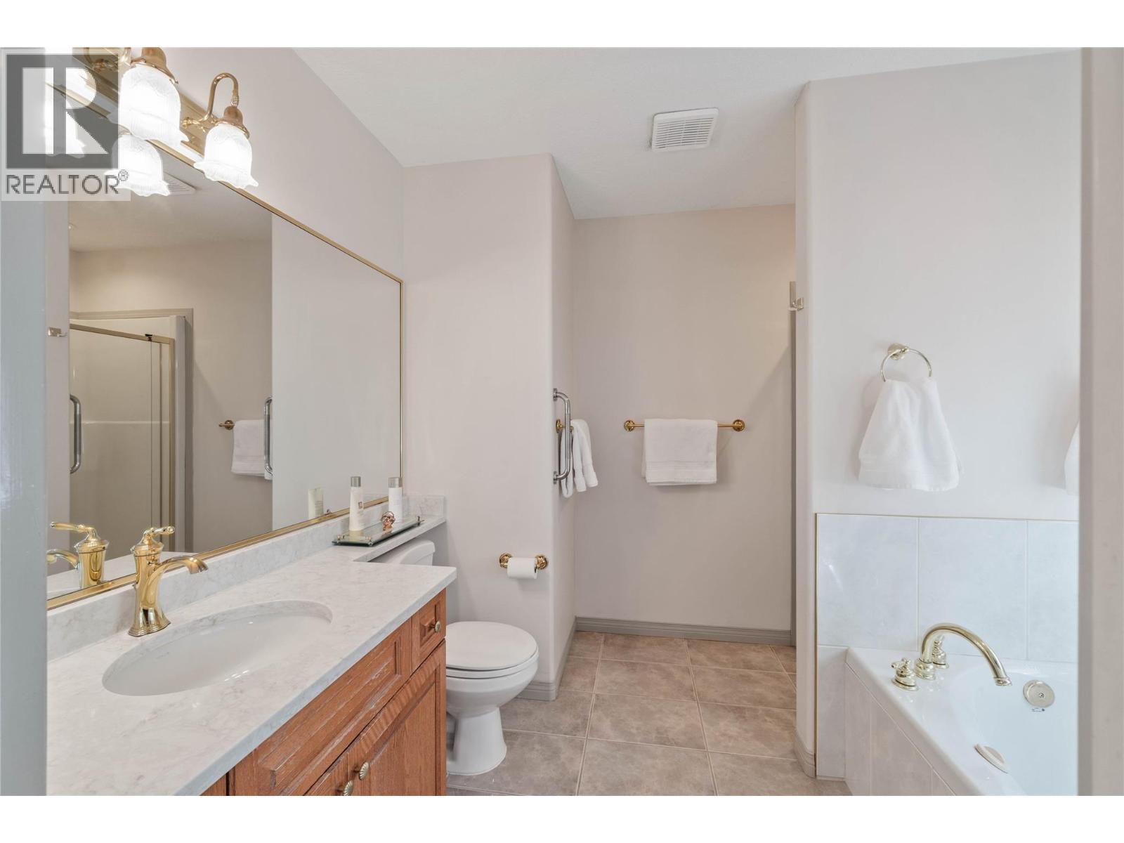 3689 Navatanee Drive, Kamloops, British Columbia  V2H 1S1 - Photo 23 - 10397079