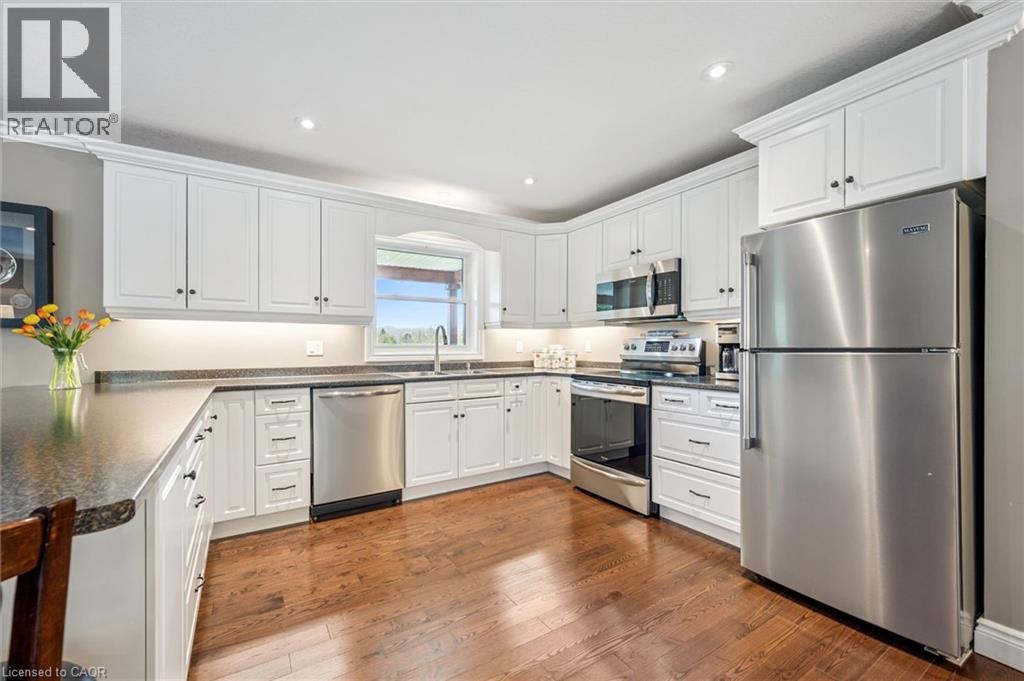 495190 Traverston Road, Markdale, Ontario  N0C 1H0 - Photo 10 - 40824879