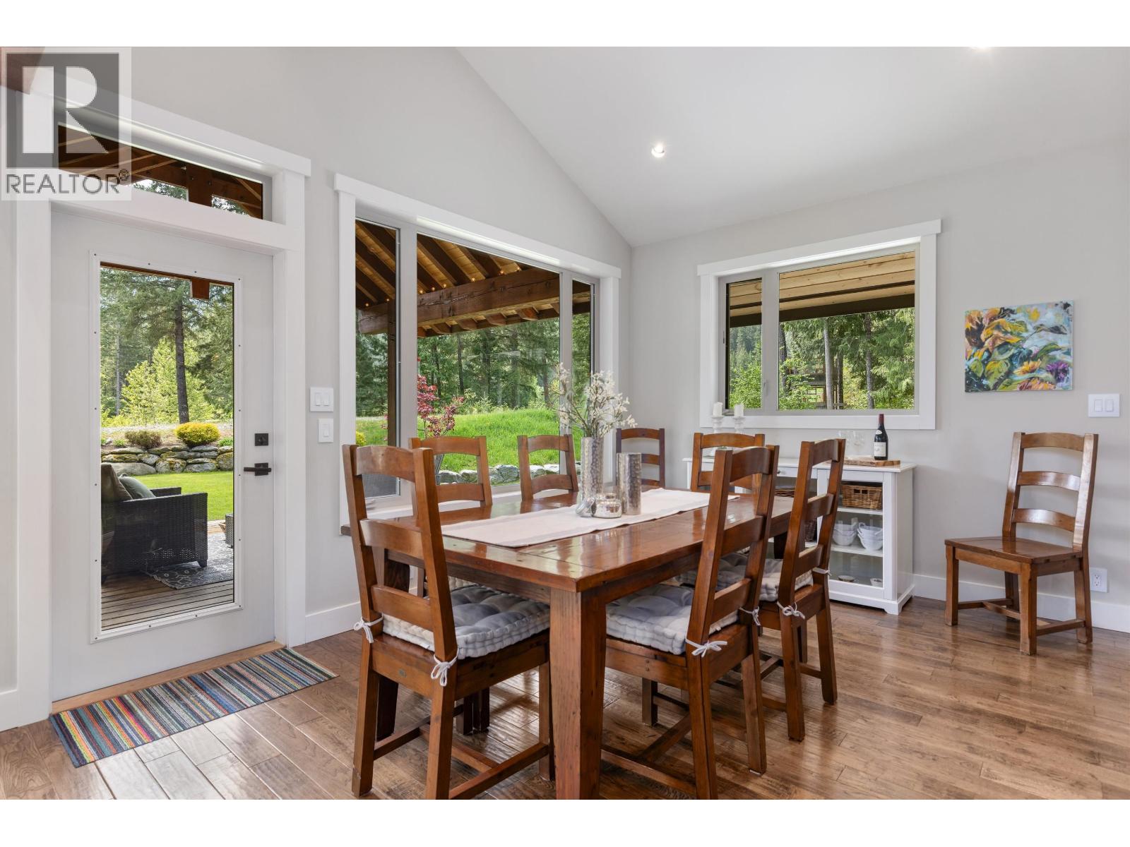1044 Cedar Grove Lane, Pemberton, British Columbia  V0N 2L2 - Photo 12 - R3122974