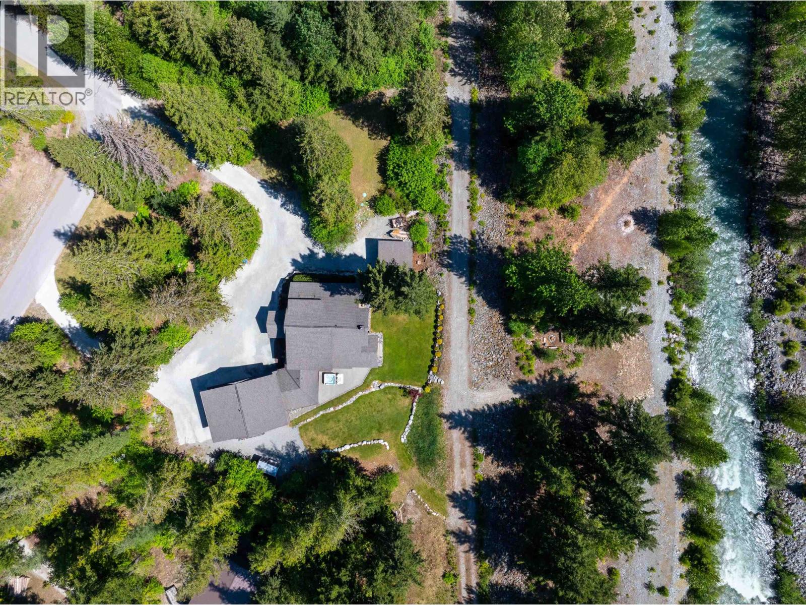 1044 Cedar Grove Lane, Pemberton, British Columbia  V0N 2L2 - Photo 40 - R3122974