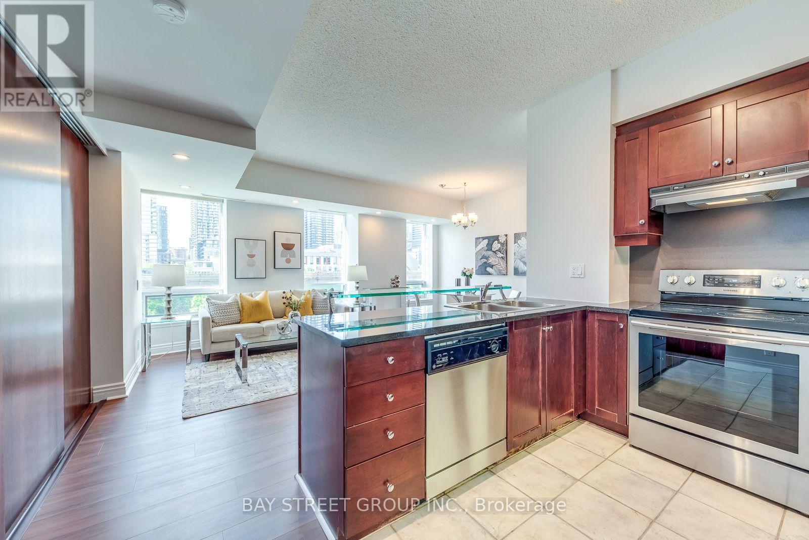 512e - 500 Queens Quay W, Toronto, Ontario  M5V 3K8 - Photo 3 - C13664466
