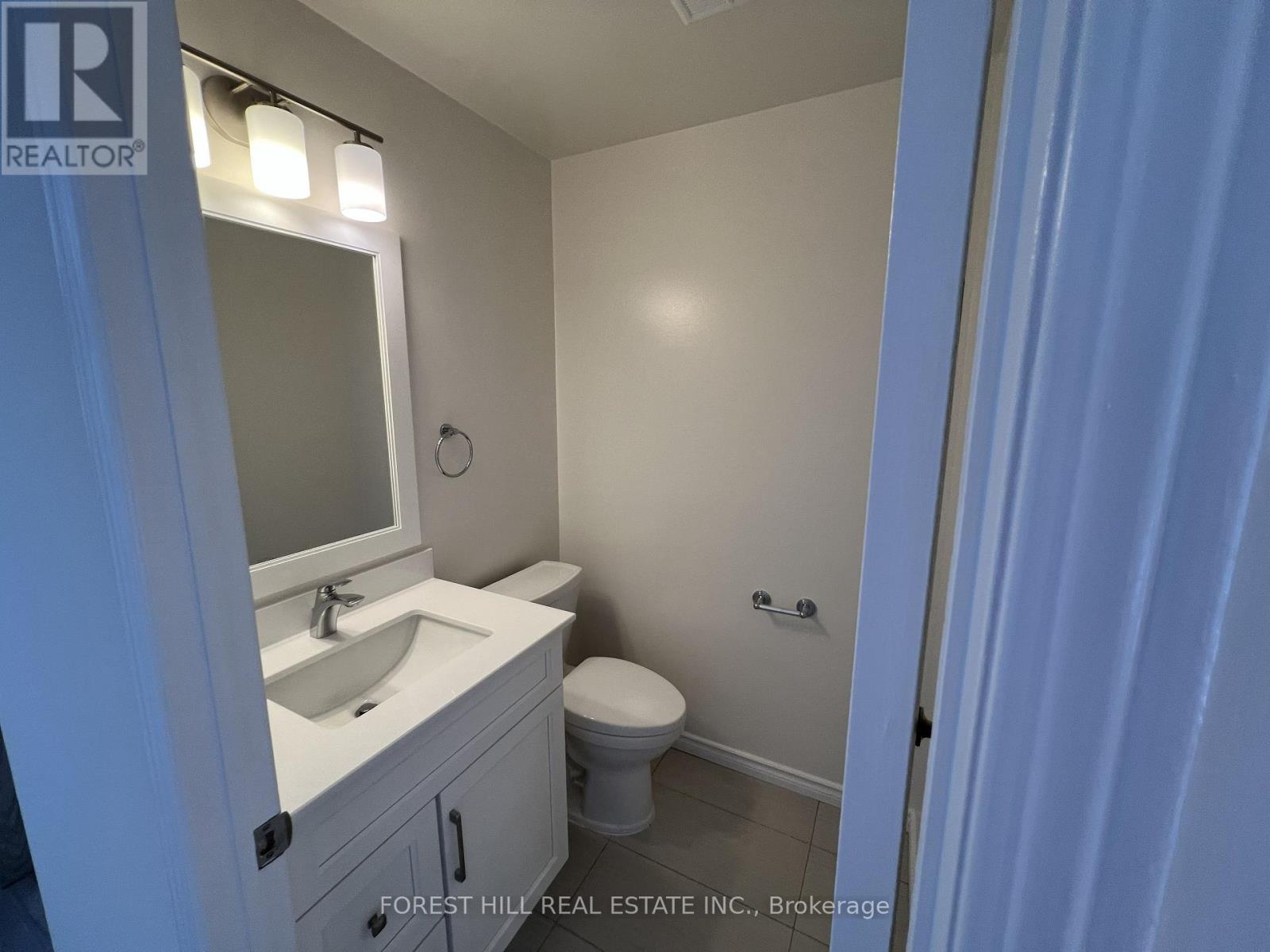 21 Lower Village Gate, Toronto, Ontario M5P 3L7 - Photo 9 - C13664514