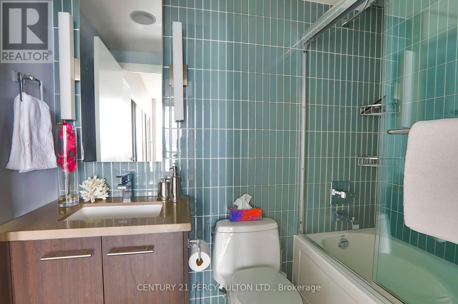 4002 - 80 John Street, Toronto, Ontario  M5V 3X4 - Photo 24 - C13664522