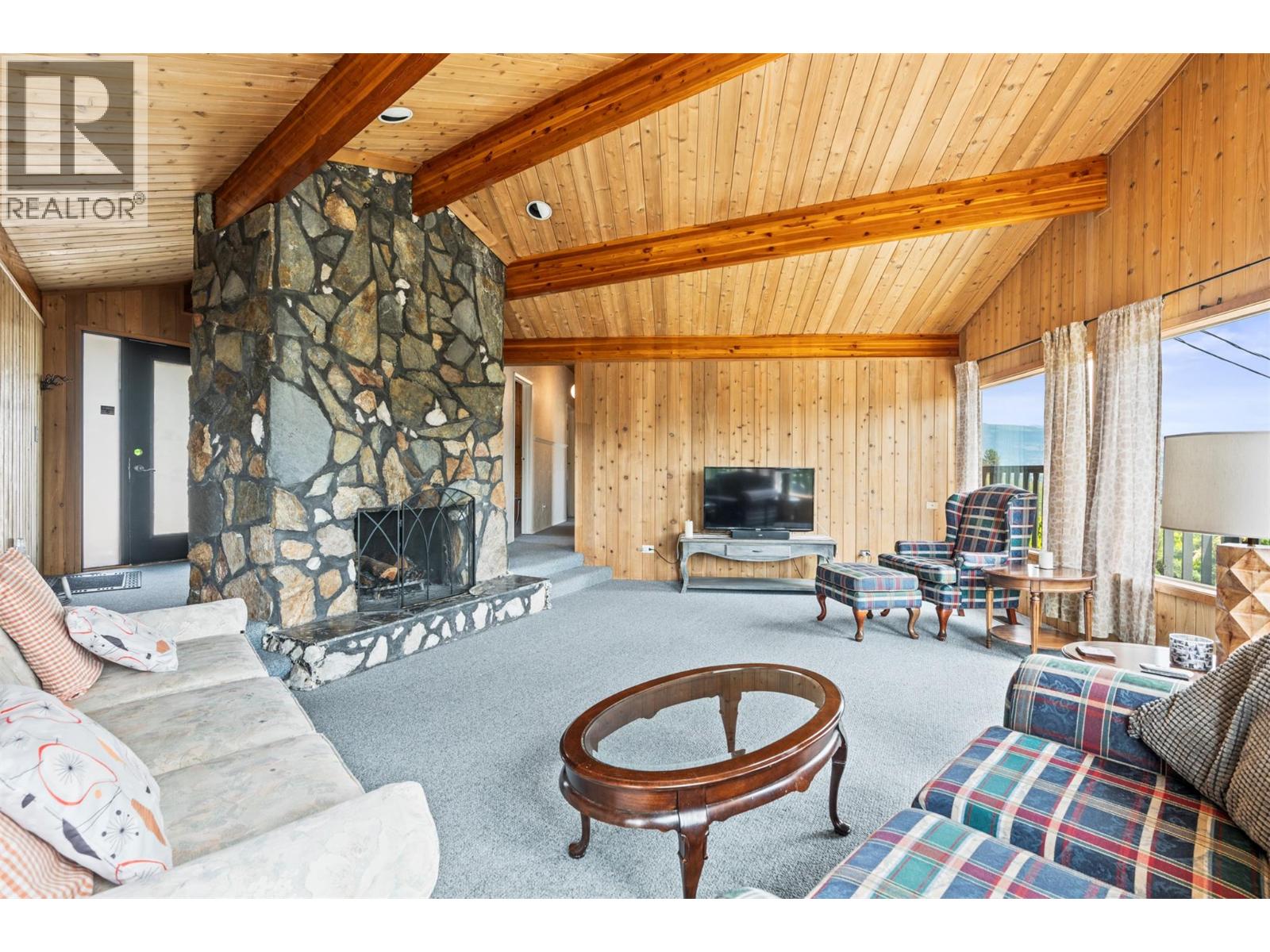 6451 Southwind Road, Vernon, British Columbia  V1H 1B7 - Photo 15 - 10392527