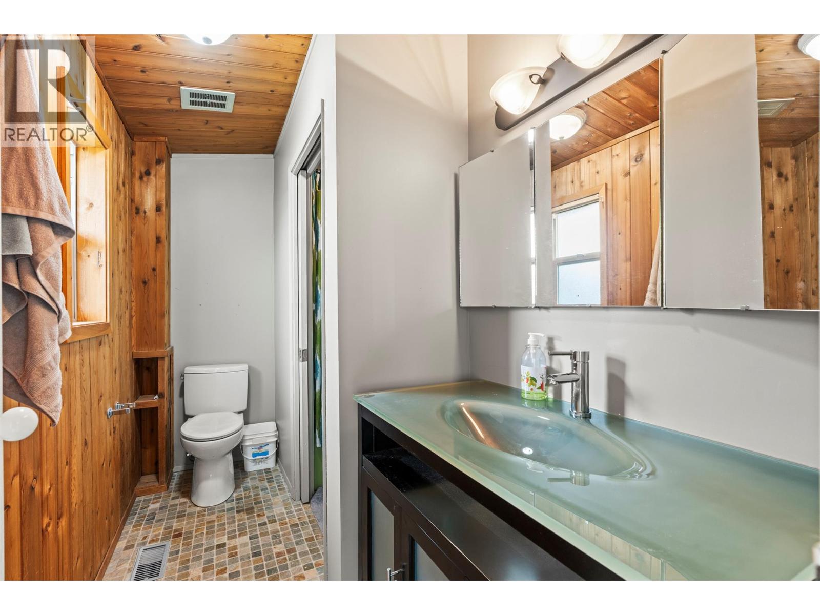 6451 Southwind Road, Vernon, British Columbia  V1H 1B7 - Photo 30 - 10392527
