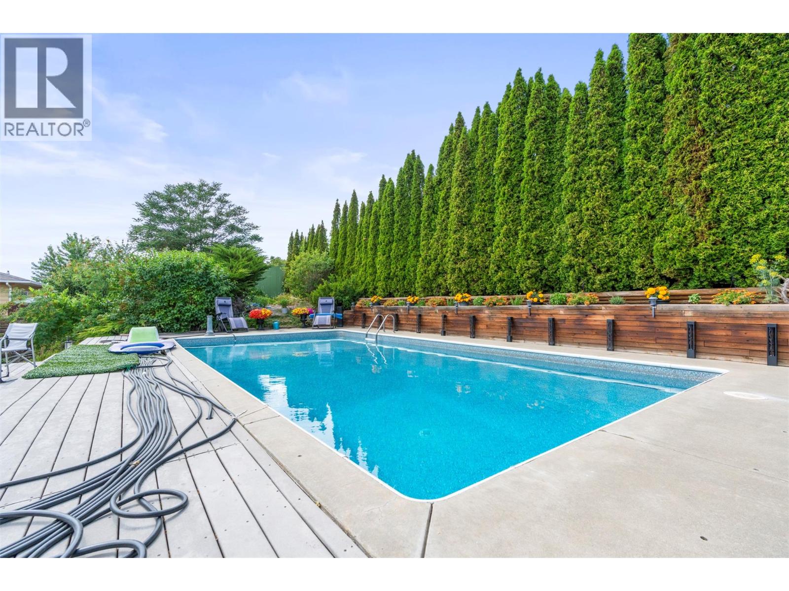 6451 Southwind Road, Vernon, British Columbia  V1H 1B7 - Photo 8 - 10392527