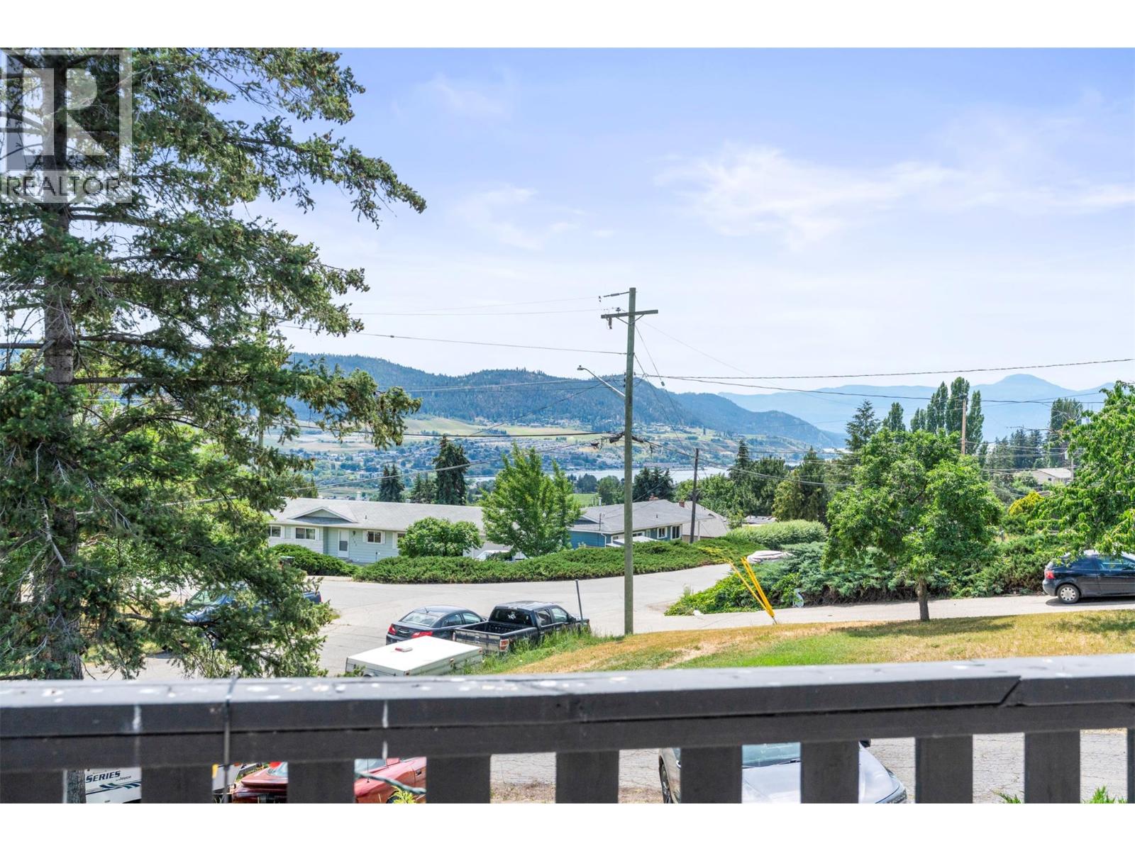 6451 Southwind Road, Vernon, British Columbia  V1H 1B7 - Photo 21 - 10392527