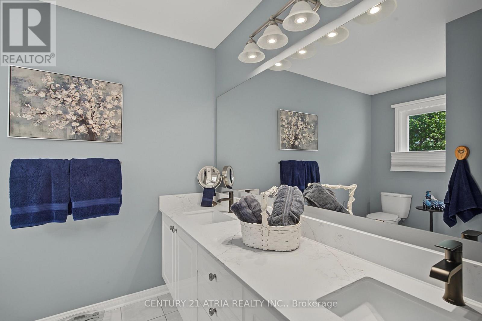 75 Tunney Place Nw, Whitby, Ontario  L1M 2G5 - Photo 20 - E13664566