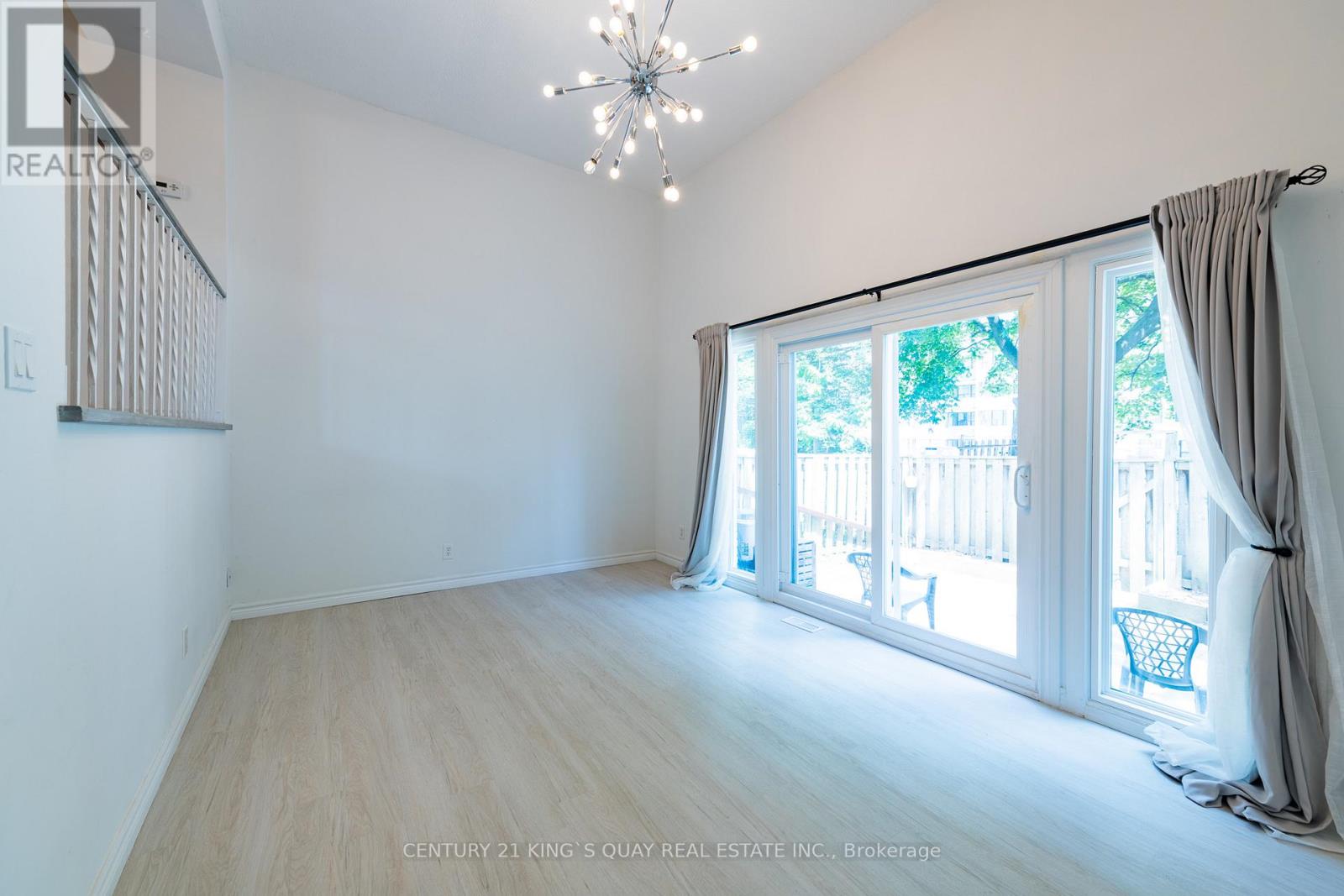 32 - 44 Chester Le Boulevard, Toronto, Ontario M1W 2M8 - Photo 5 - E13664580