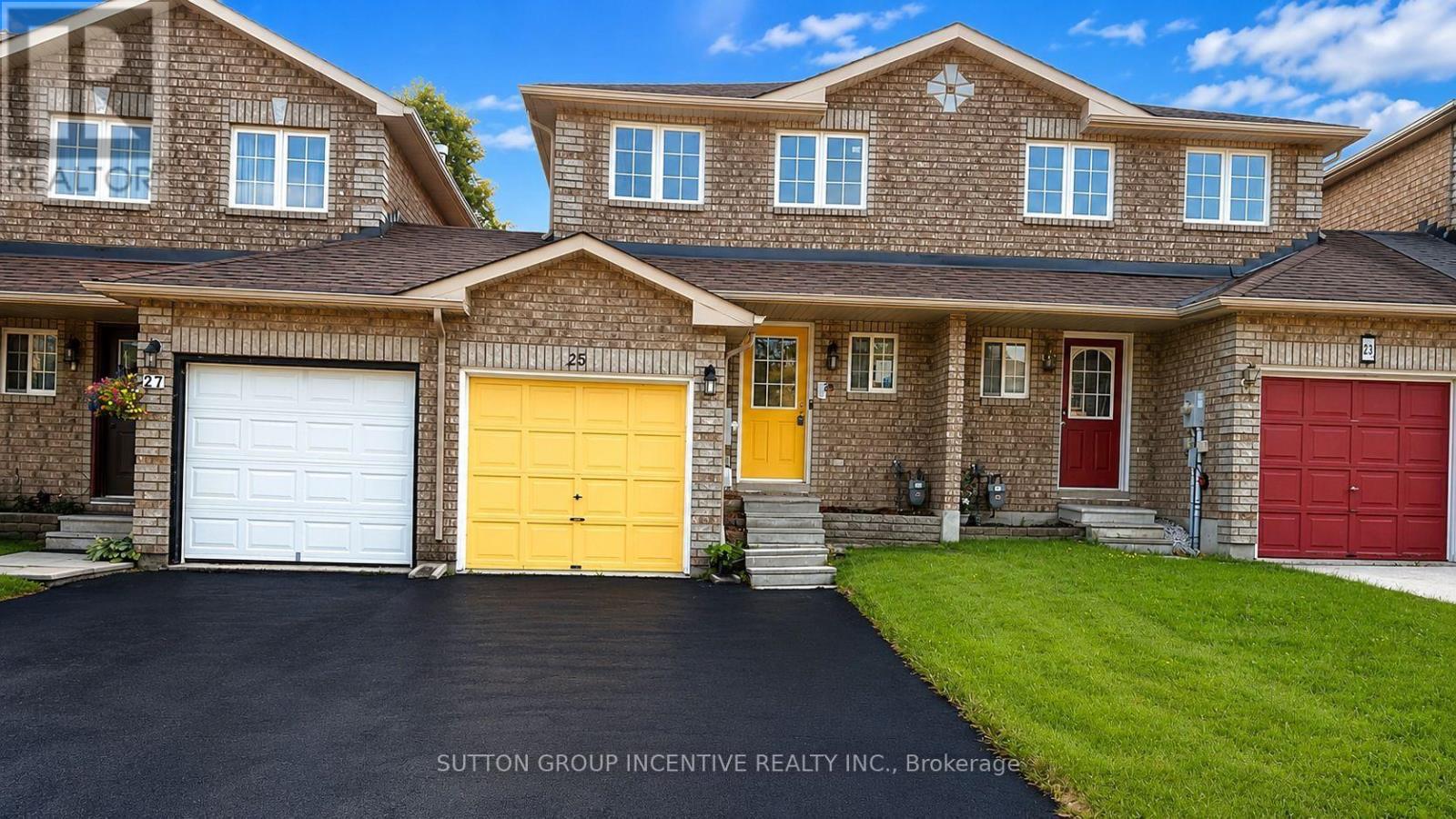 25 Lions Gate Boulevard, Barrie, Ontario  L4M 7E3 - Photo 1 - S13664570