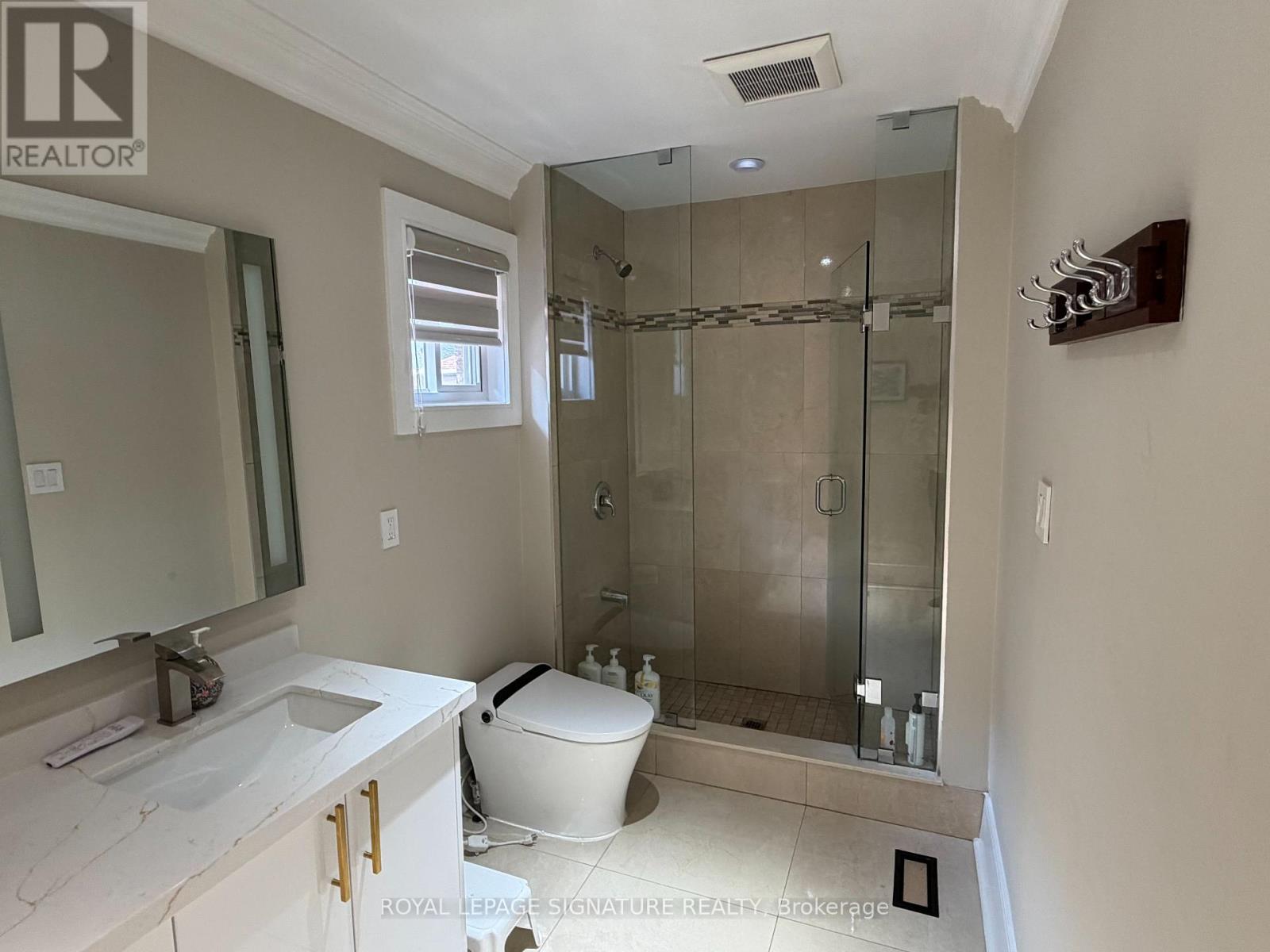 12 Ferncroft Place, Brampton, Ontario  L7A 2Z6 - Photo 22 - W13664472