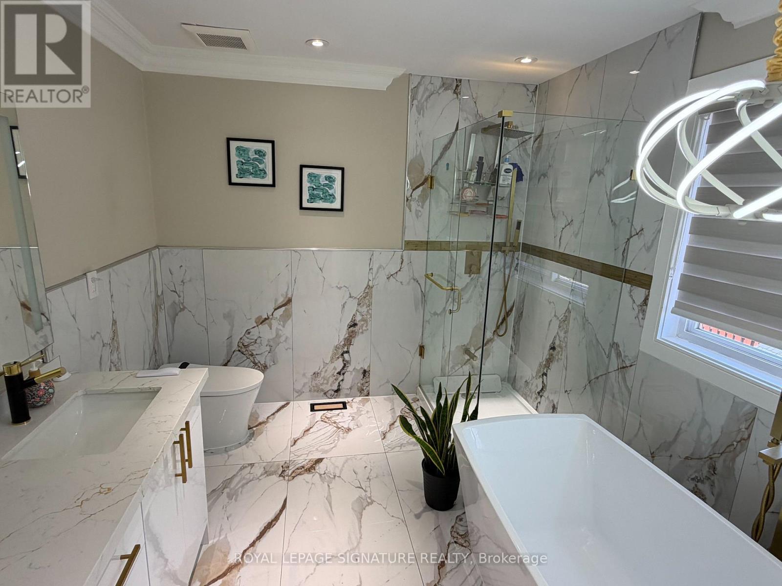 12 Ferncroft Place, Brampton, Ontario  L7A 2Z6 - Photo 34 - W13664472