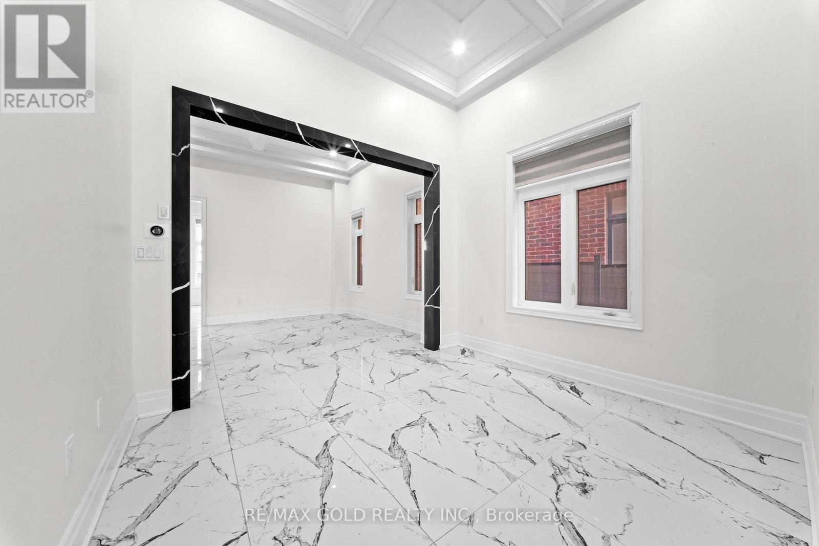 1199 Queens Plate Road E, Oakville, Ontario L6M 5M4 - Photo 11 - W13664474