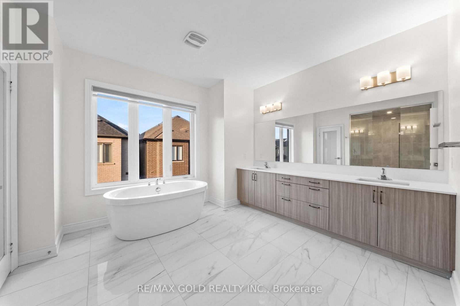 1199 Queens Plate Road E, Oakville, Ontario L6M 5M4 - Photo 30 - W13664474