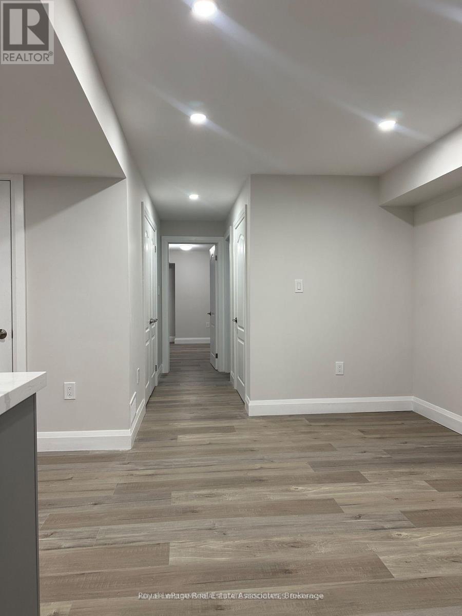 24 Hubbell Road, Brampton, Ontario L6Y 2A5 - Photo 6 - W13664476