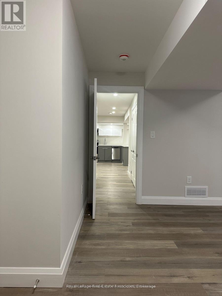 24 Hubbell Road, Brampton, Ontario L6Y 2A5 - Photo 7 - W13664476