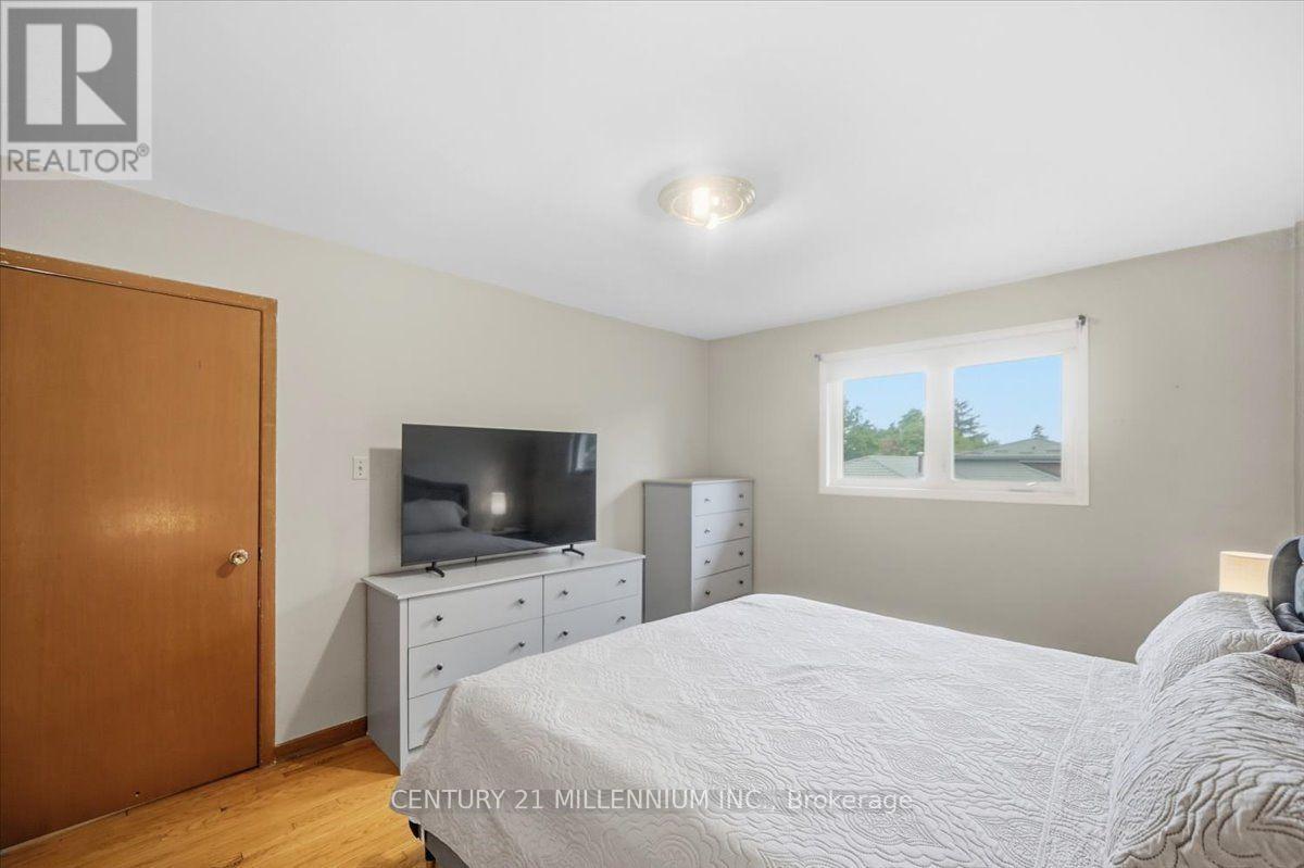 9 Cheryl Court, Brampton, Ontario  L6V 3C2 - Photo 16 - W13664482