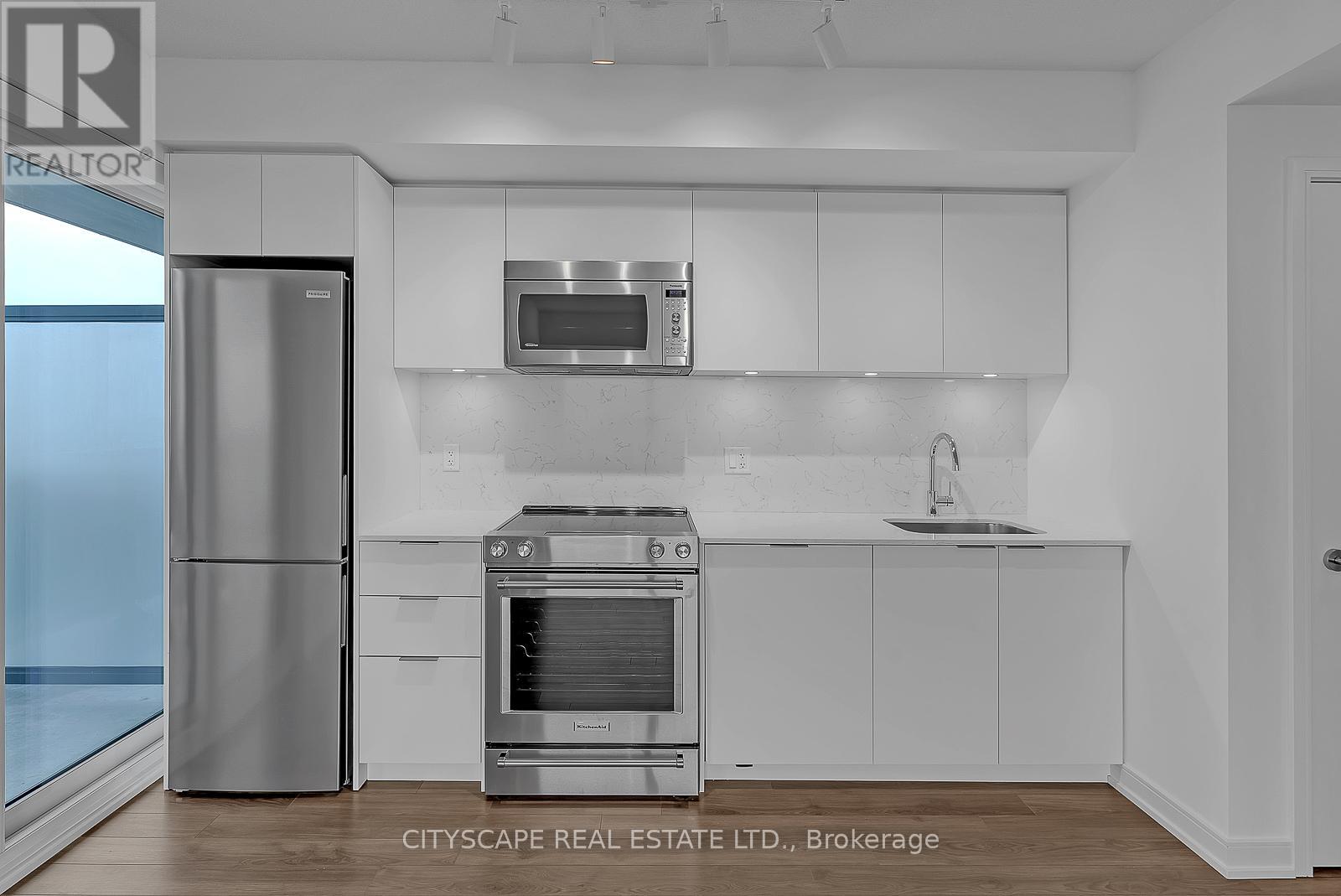 910 - 30 Samuel Wood Way, Toronto, Ontario M9B 1B1 - Photo 9 - W13664496