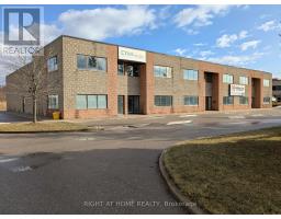 62 PLANT FARM BOULEVARD, Brantford, Ontario