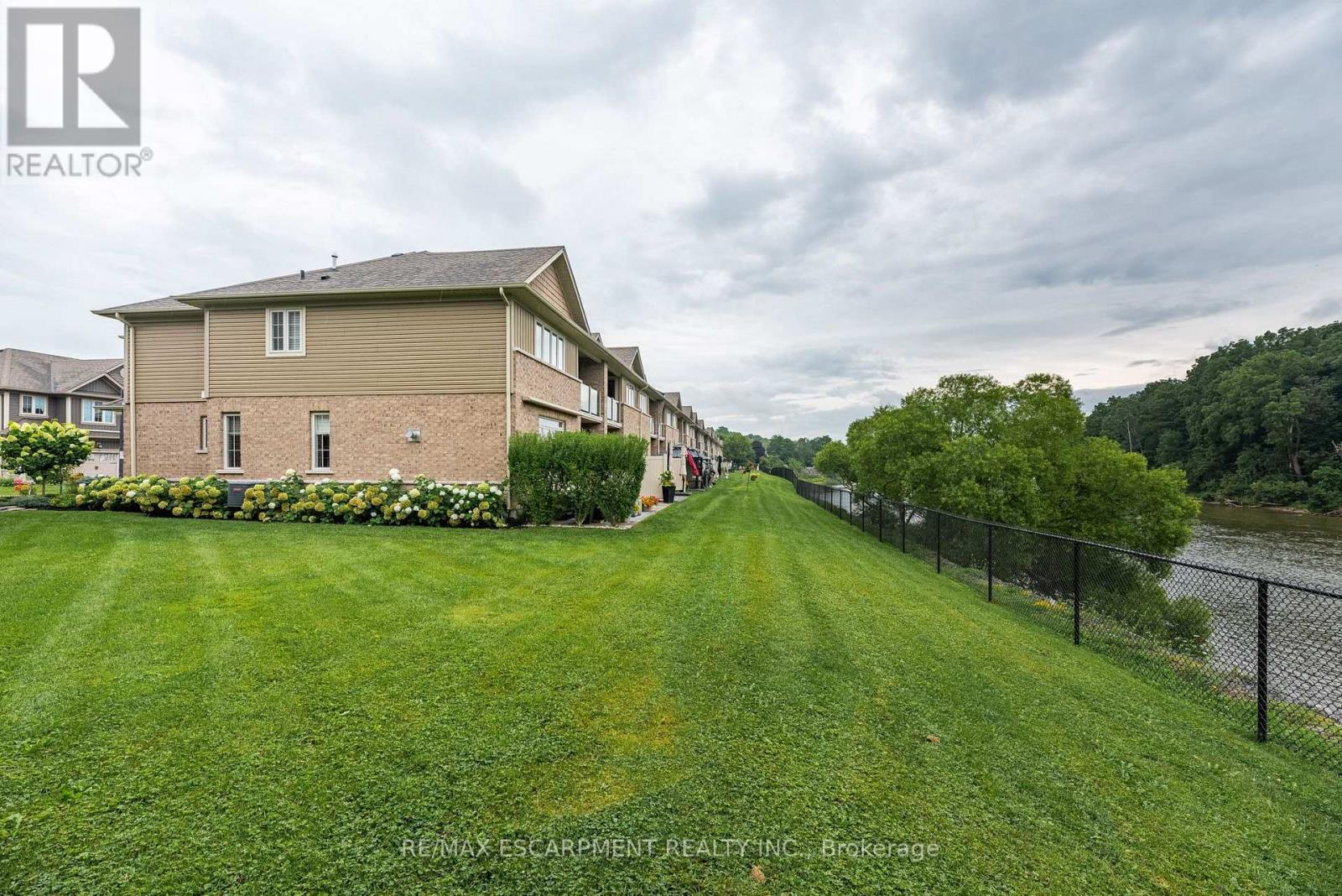 21 - 80 Willow Street, Brant, Ontario  N3L 2K6 - Photo 44 - X13664558